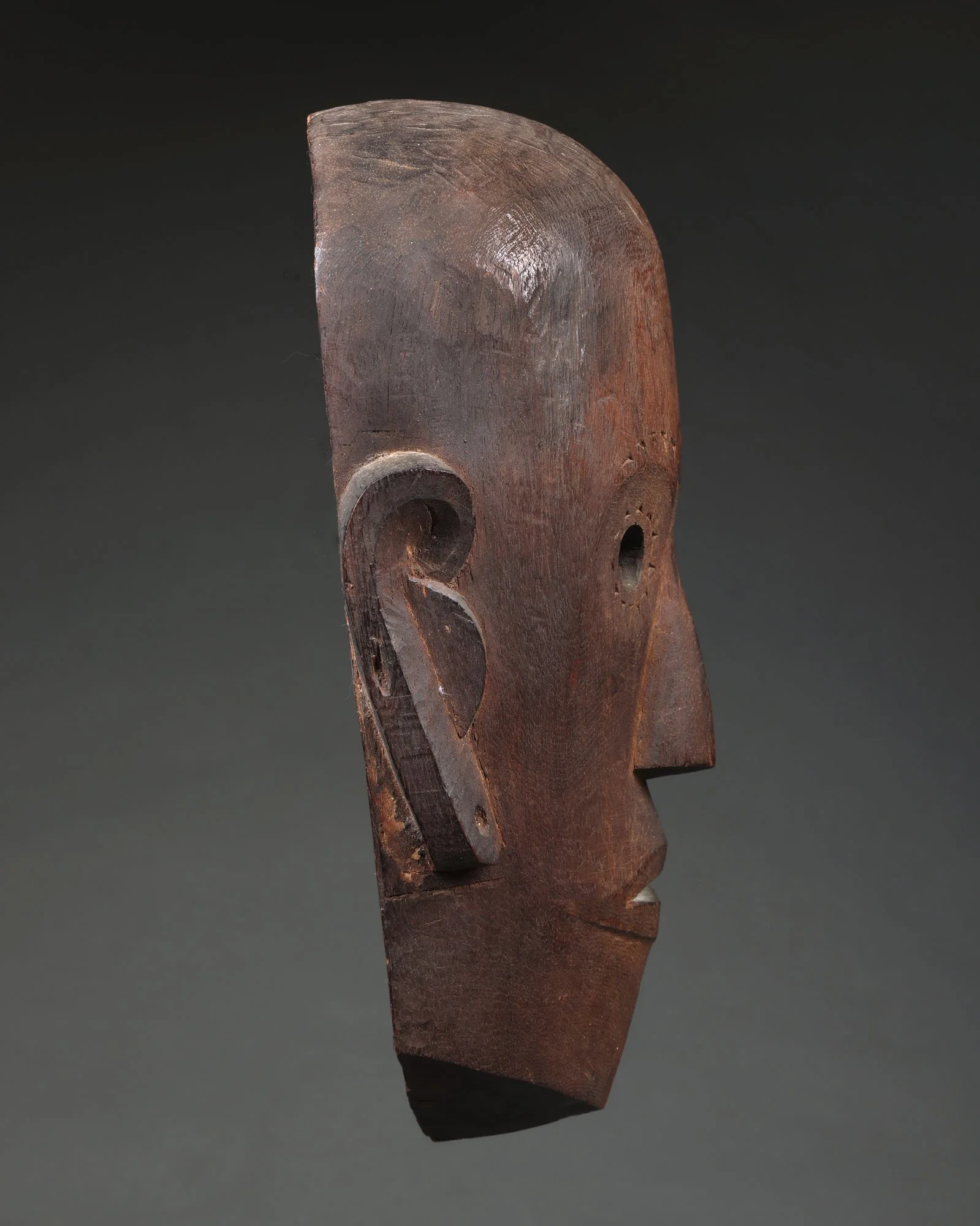 dr3-mask-c.jpg