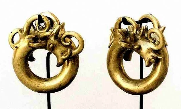 71-archive-earweights-a.jpg