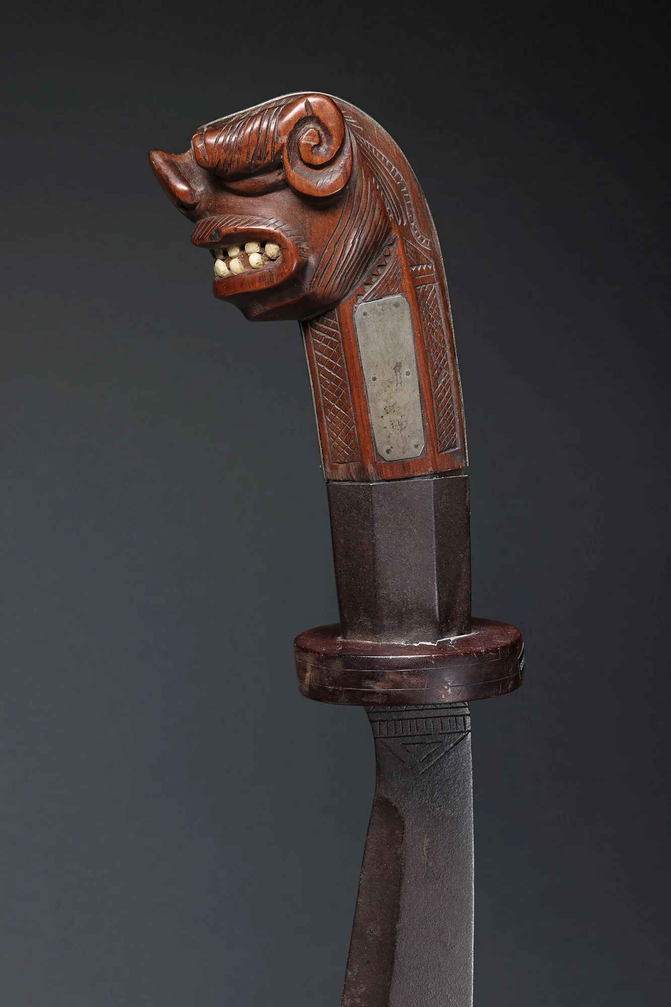 kpm1-knife-b.jpg
