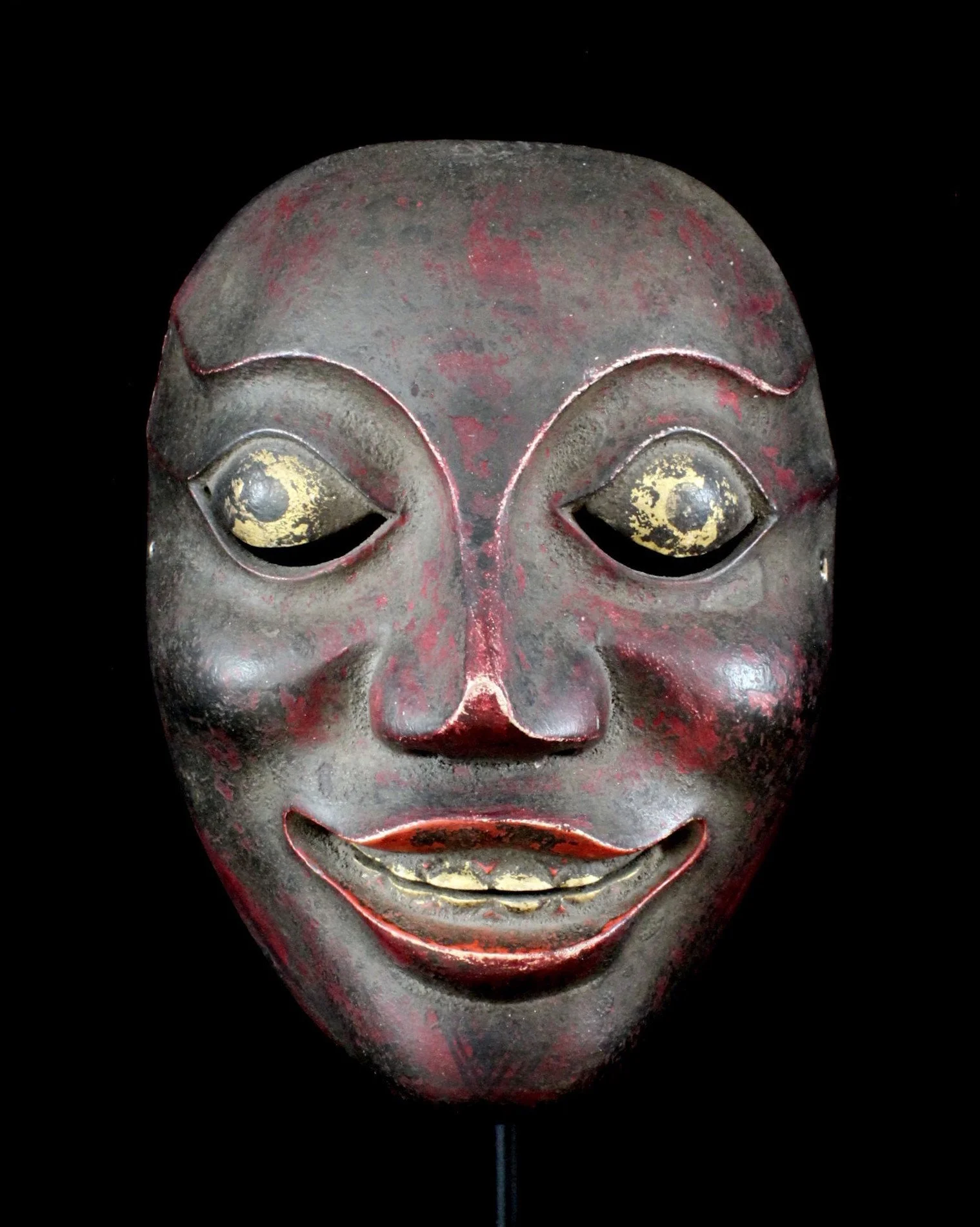 132-mask-a.jpg