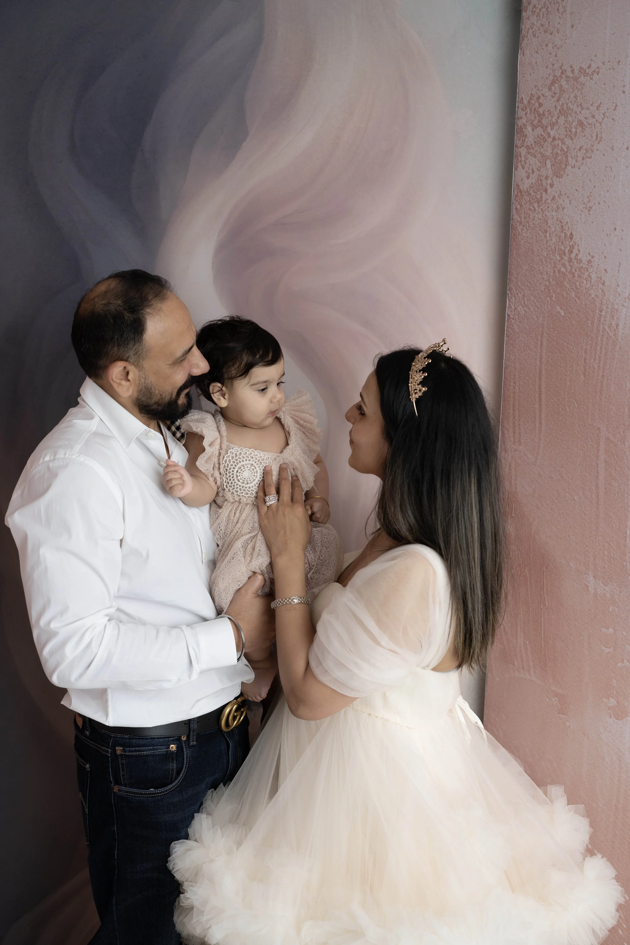 4-first birthday - one year session - cake smash - niagara photographer - photographer near me - heart to heart photos.jpg