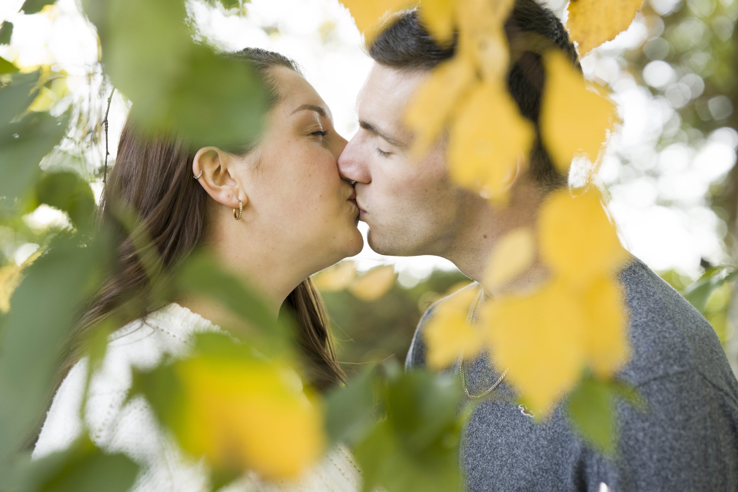 18- niagara photographer - engagement photos - heart to heart weddings niagara - heart to heart photos.jpg