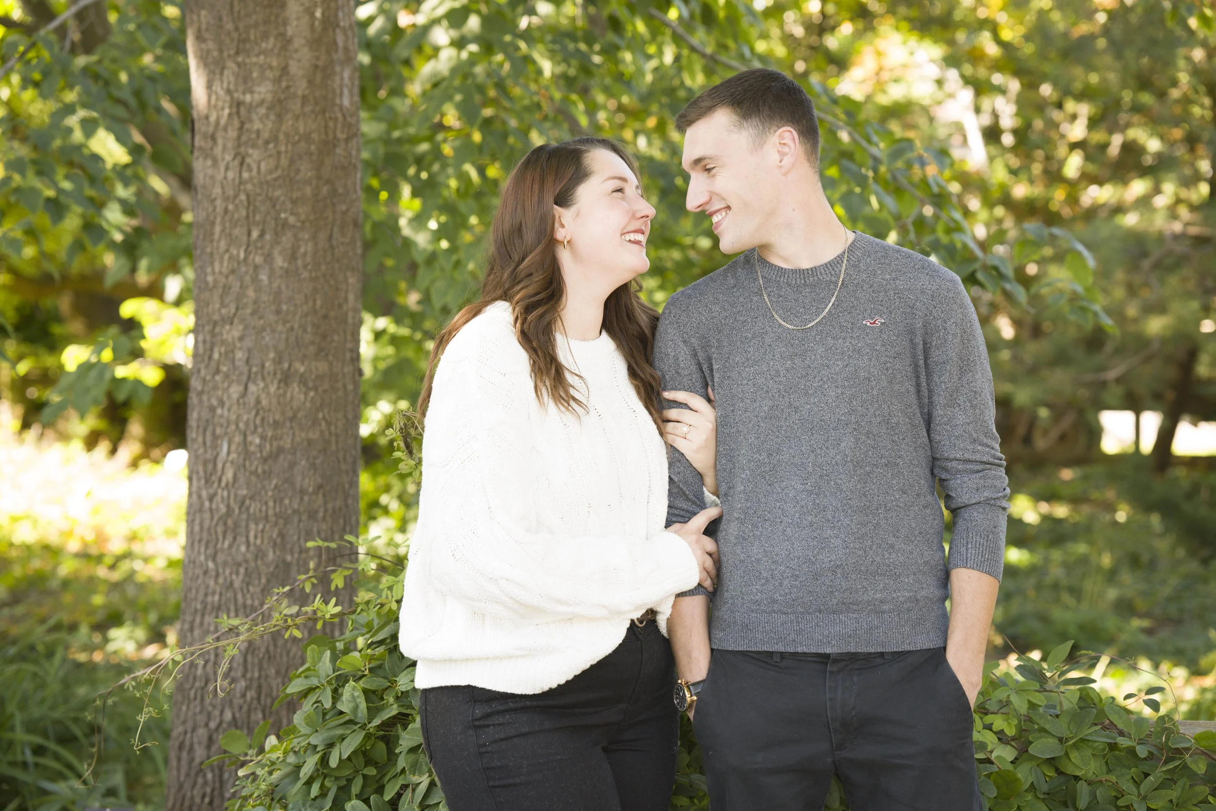 19- niagara photographer - engagement photos - heart to heart weddings niagara - heart to heart photos.jpg