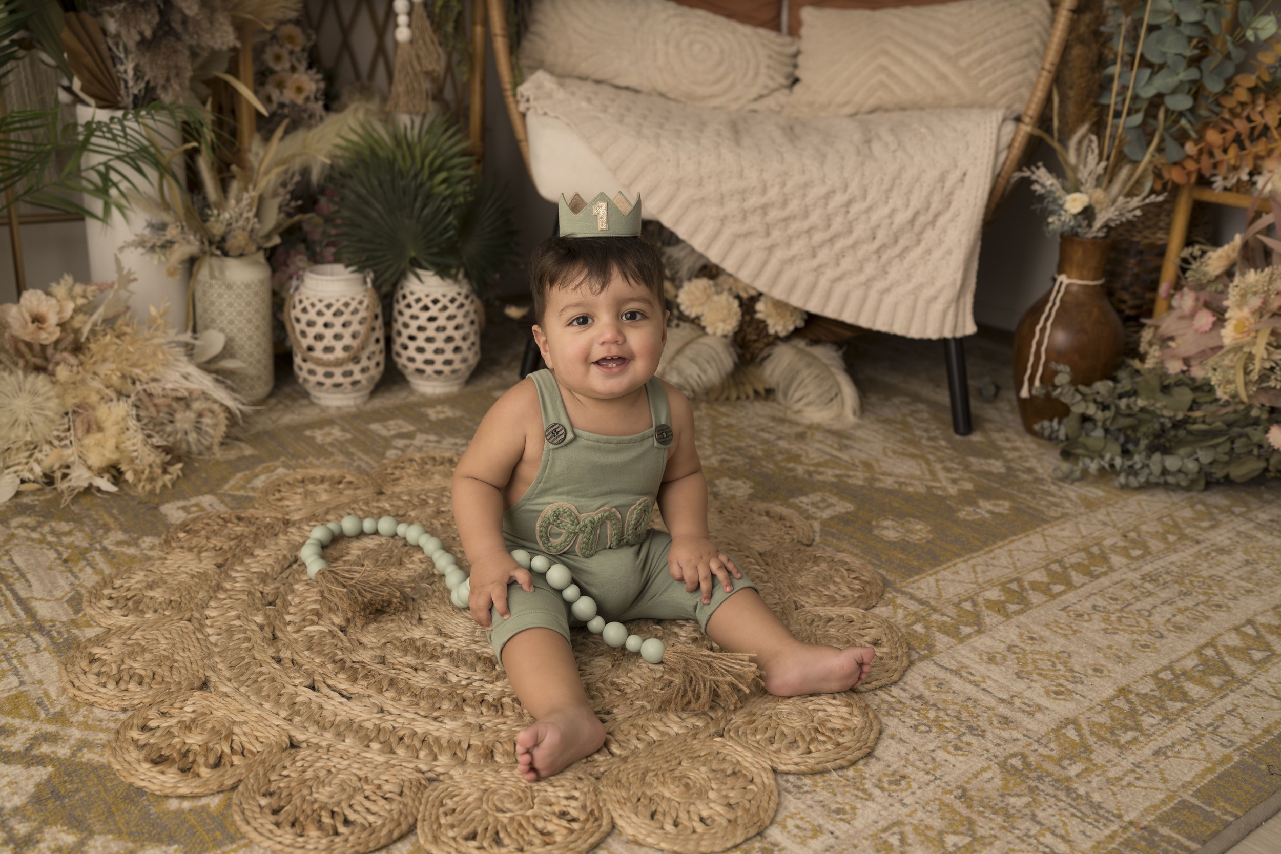 27-first birthday - one year session - cake smash - niagara photographer - photographer near me - heart to heart photos.jpg