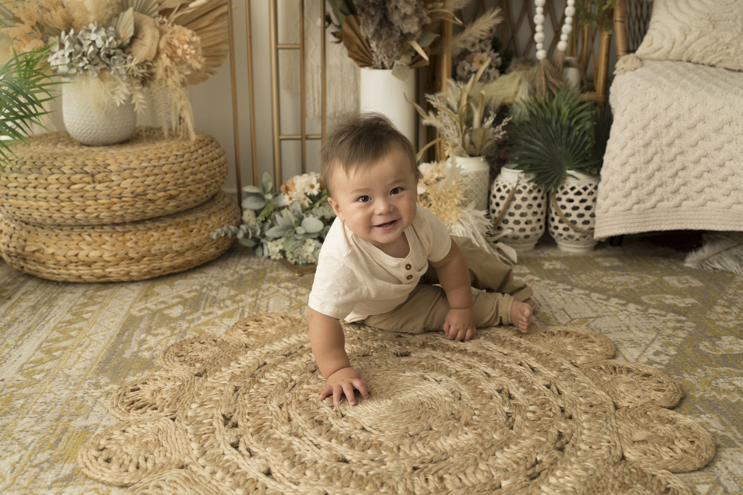 29-first birthday - one year session - cake smash - niagara photographer - photographer near me - heart to heart photos.jpg