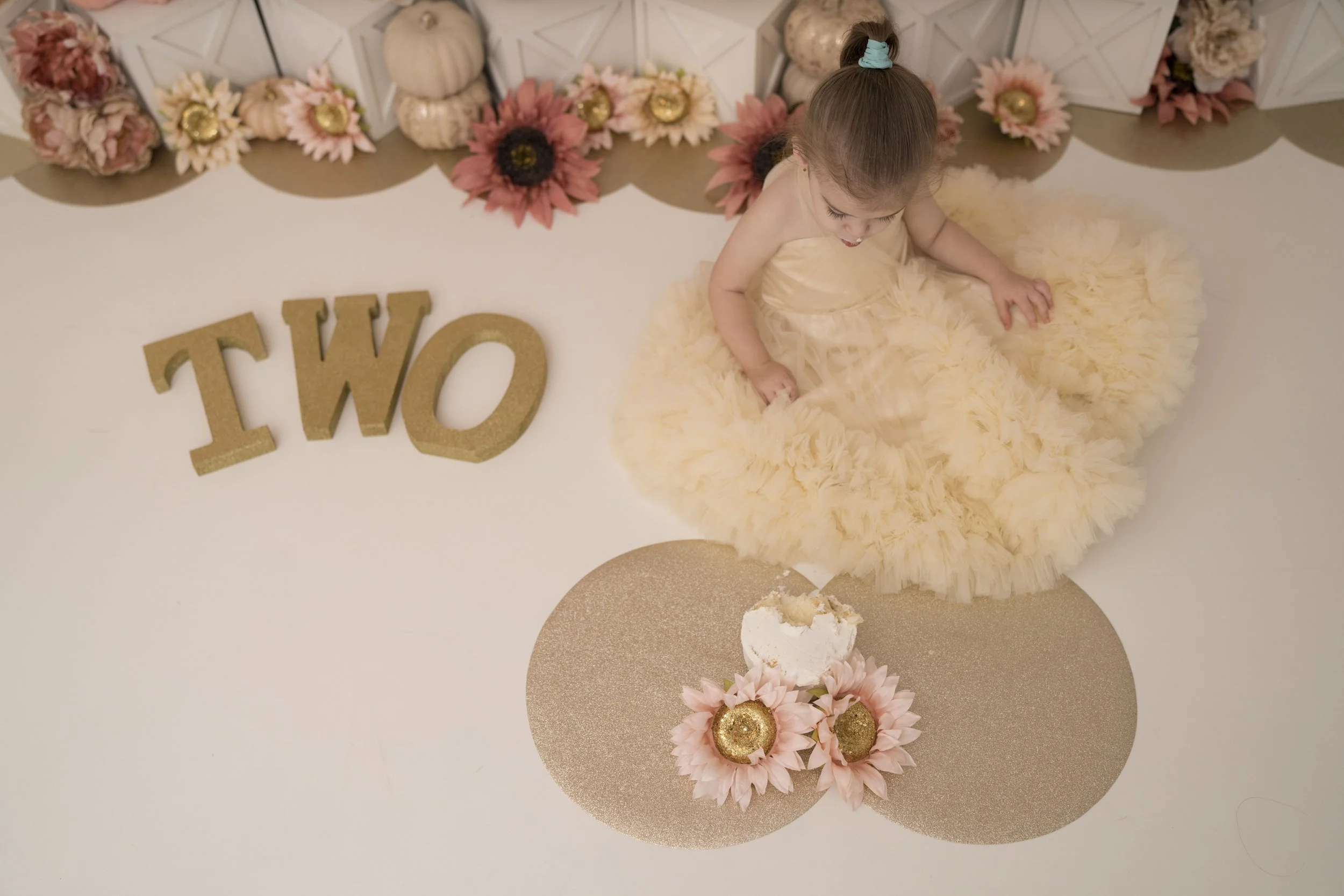 8-birthday photos - niagara photographer - photographer near me - heart to heart photos.jpg