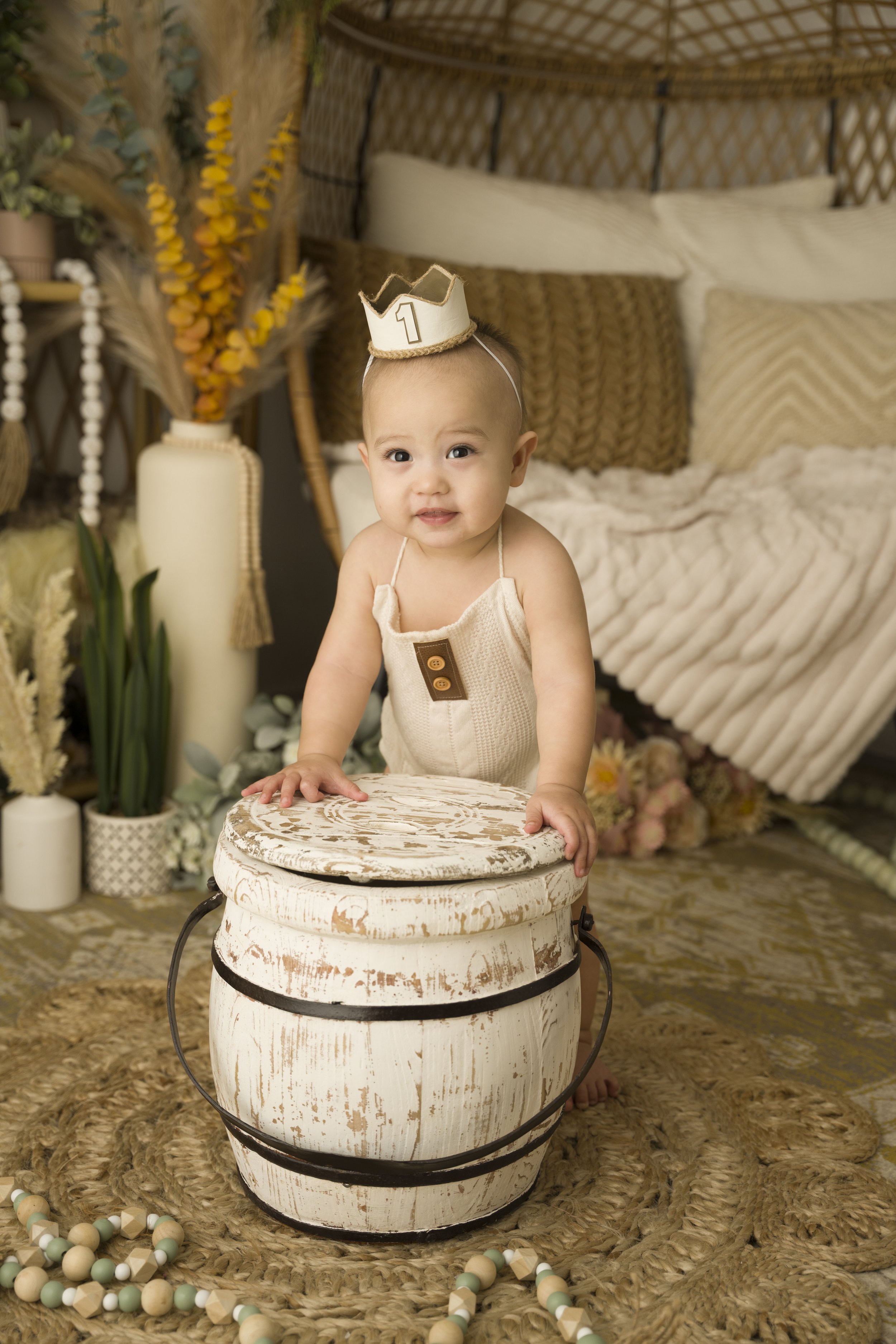 13-first birthday - one year session - cake smash - niagara photographer - photographer near me - heart to heart photos.jpg