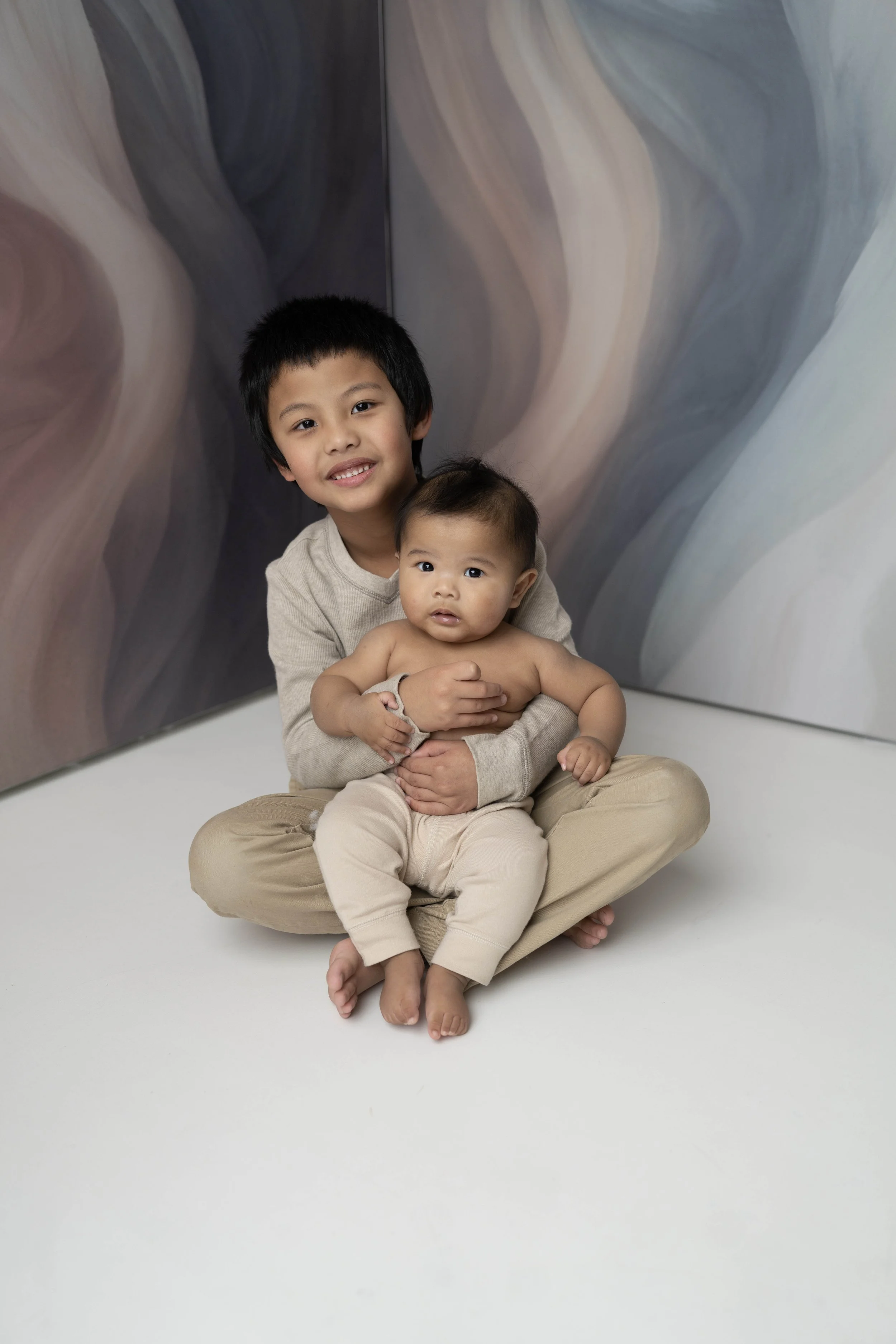 16-family photos - niagara photographer - photographer near me - heart to heart photos.jpg