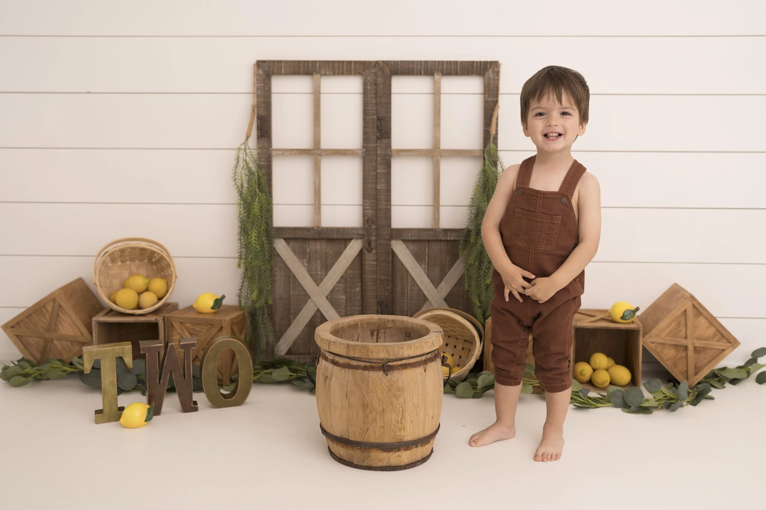 5-birthday photos - niagara photographer - photographer near me - heart to heart photos.jpg