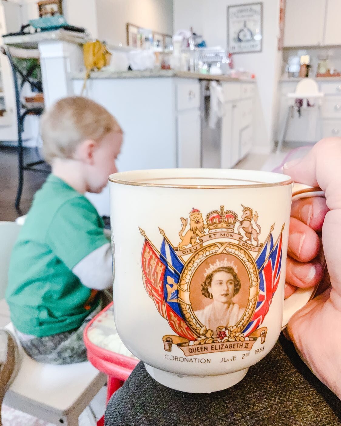 Lots of change happening in the UK this week. When you feel a long way from home, drinking tea in this mug helps. So many things to say about this incredible woman. A strong servant hearted leader. 🇬🇧👑🫖#thequeen #strongwomen #longwayfromhome