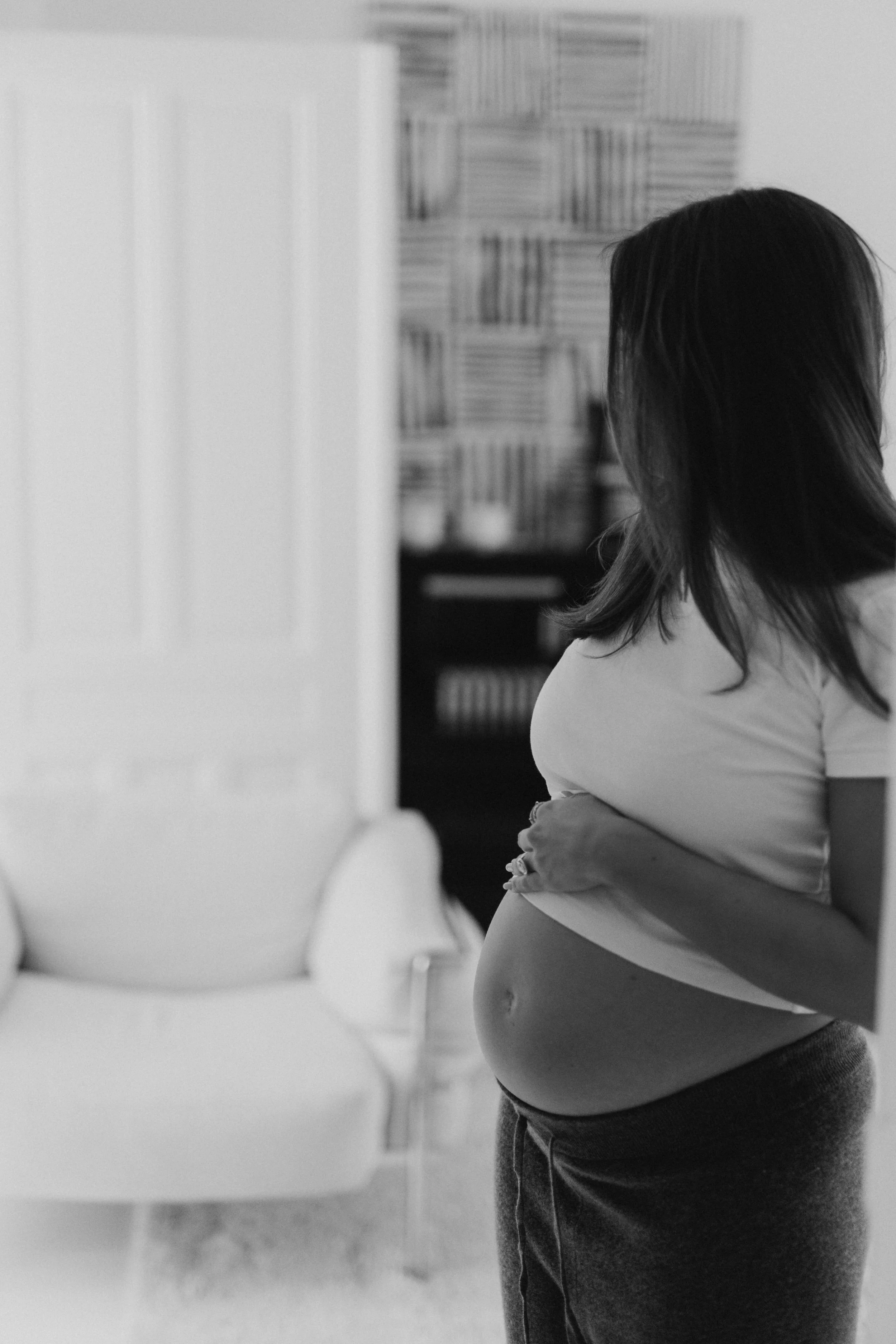 SophieKlingler_PregnancyShoot_20042026_159.jpg