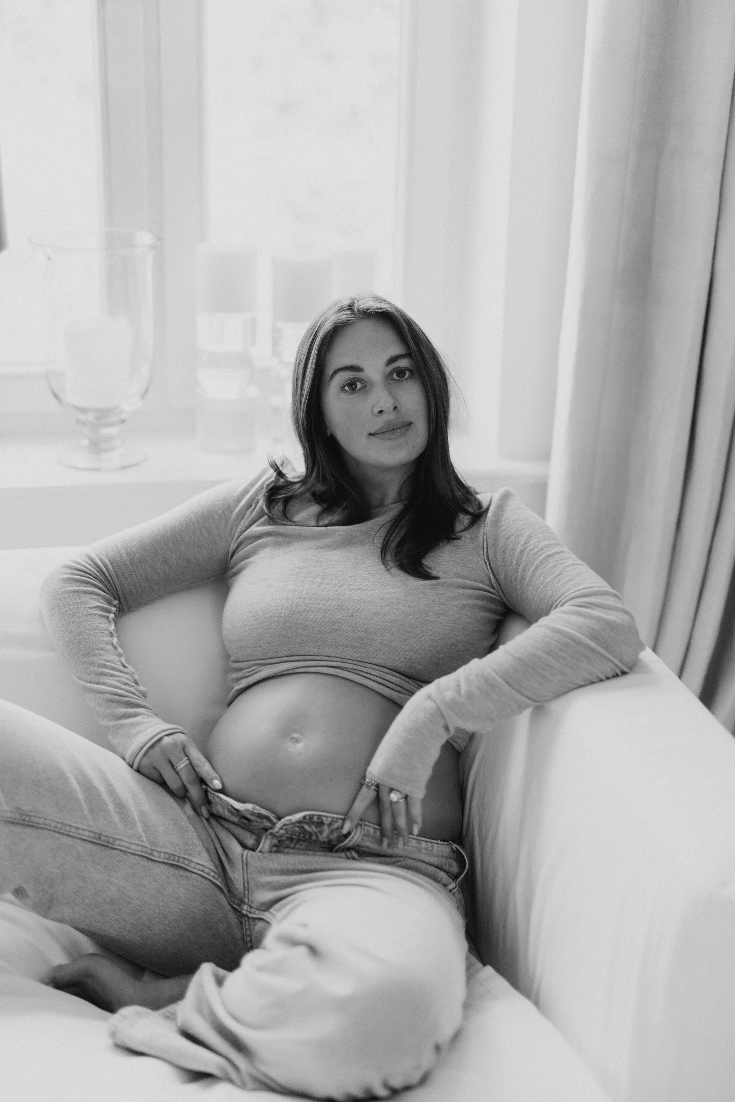 SophieKlingler_PregnancyShoot_20042026_061.jpg