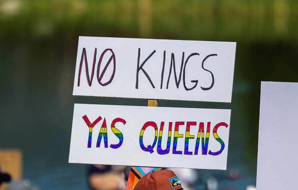 ✨ NO KINGS...... YAAAAS QUEENS ✨ 

Bring your protest sign after the No Kings protest and we&rsquo;ll trade you a FREE espresso martini 🍸 We are proud to keep your artwork!!

Because no kings, but yes queens
And always remember &mdash; we are, and w