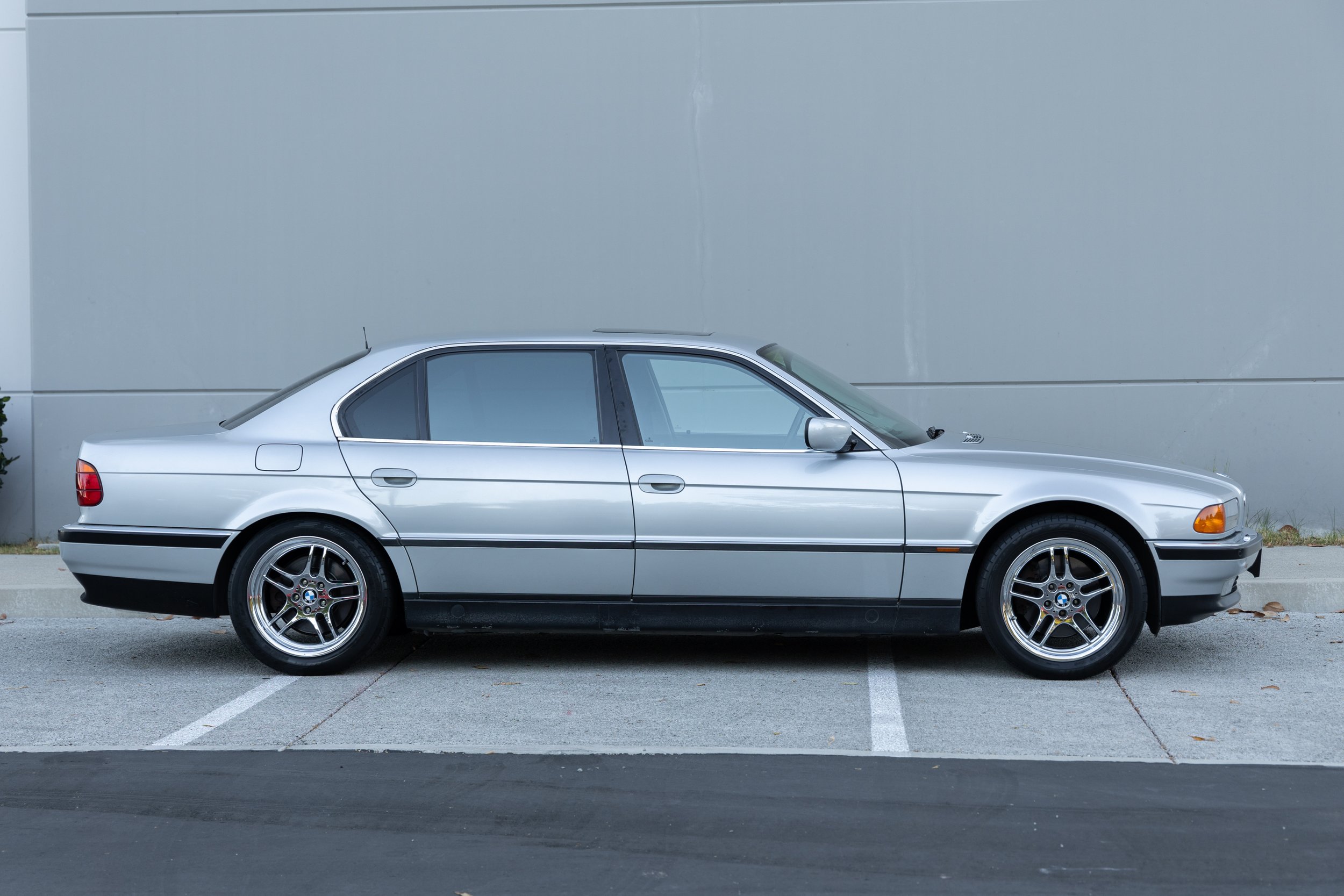 pics4cars.com-44.jpg
