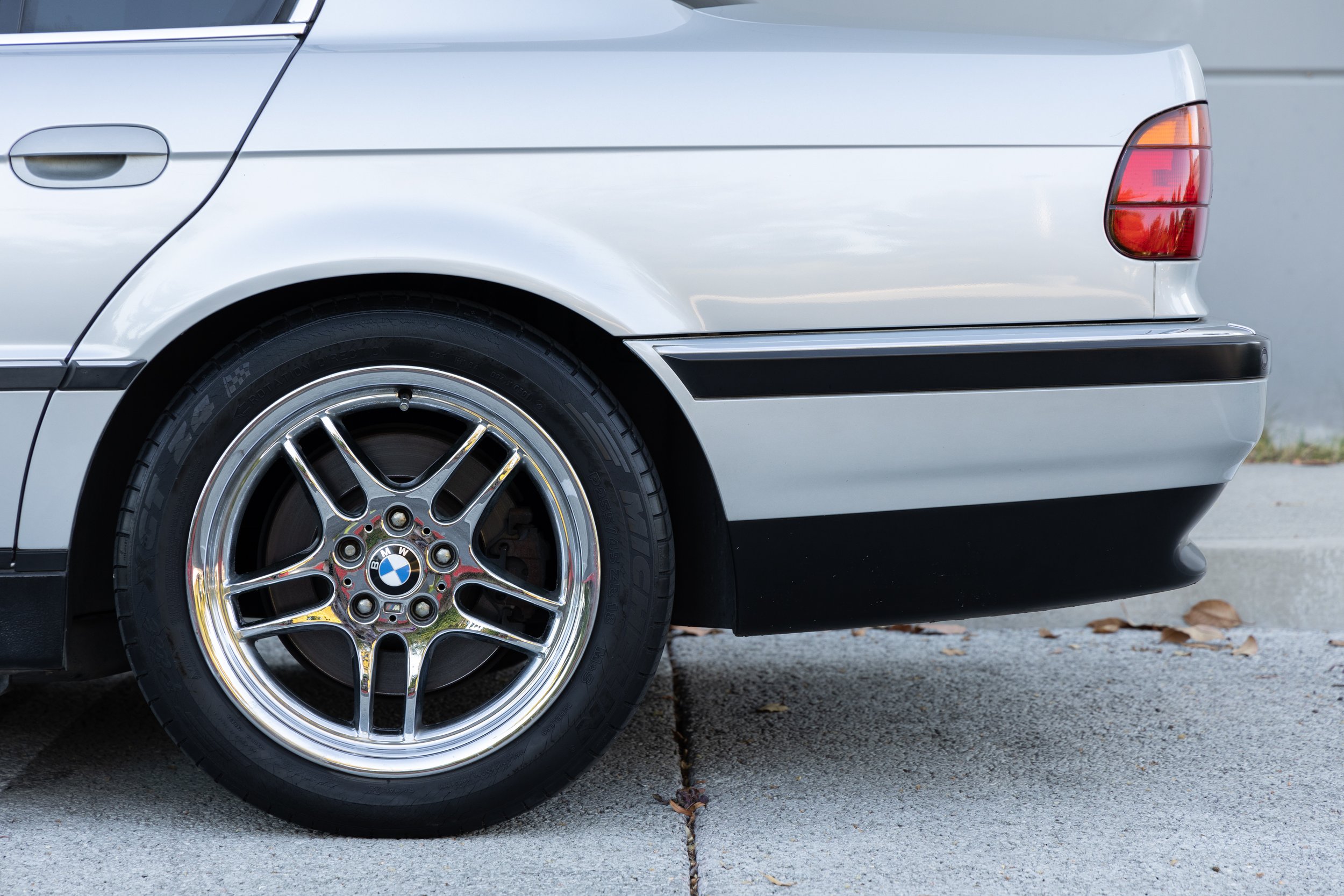 pics4cars.com-6.jpg