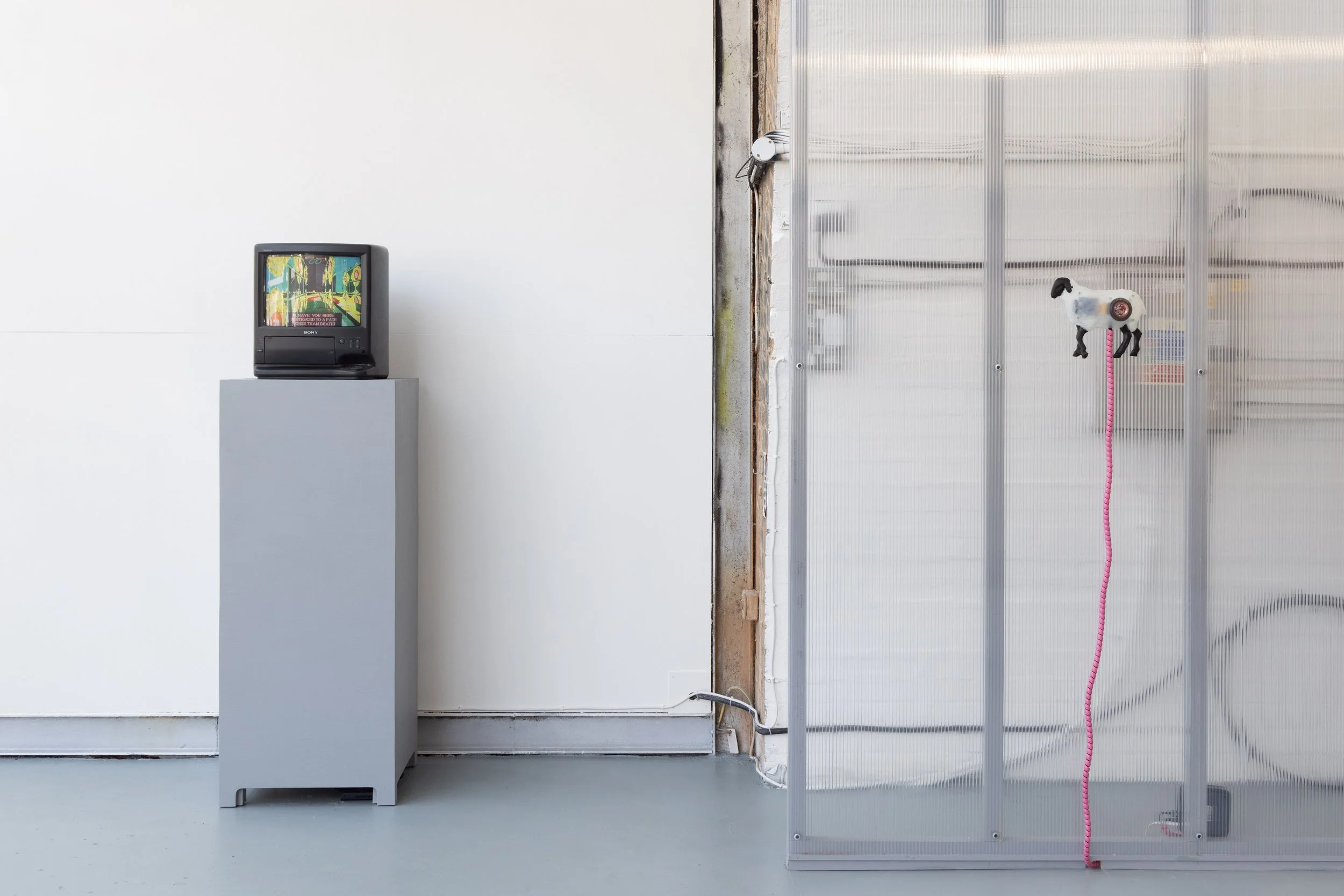 OHSH-Projects_CONTROL_Photography by Benjamin Deakin_Install Shot_web_31.jpg
