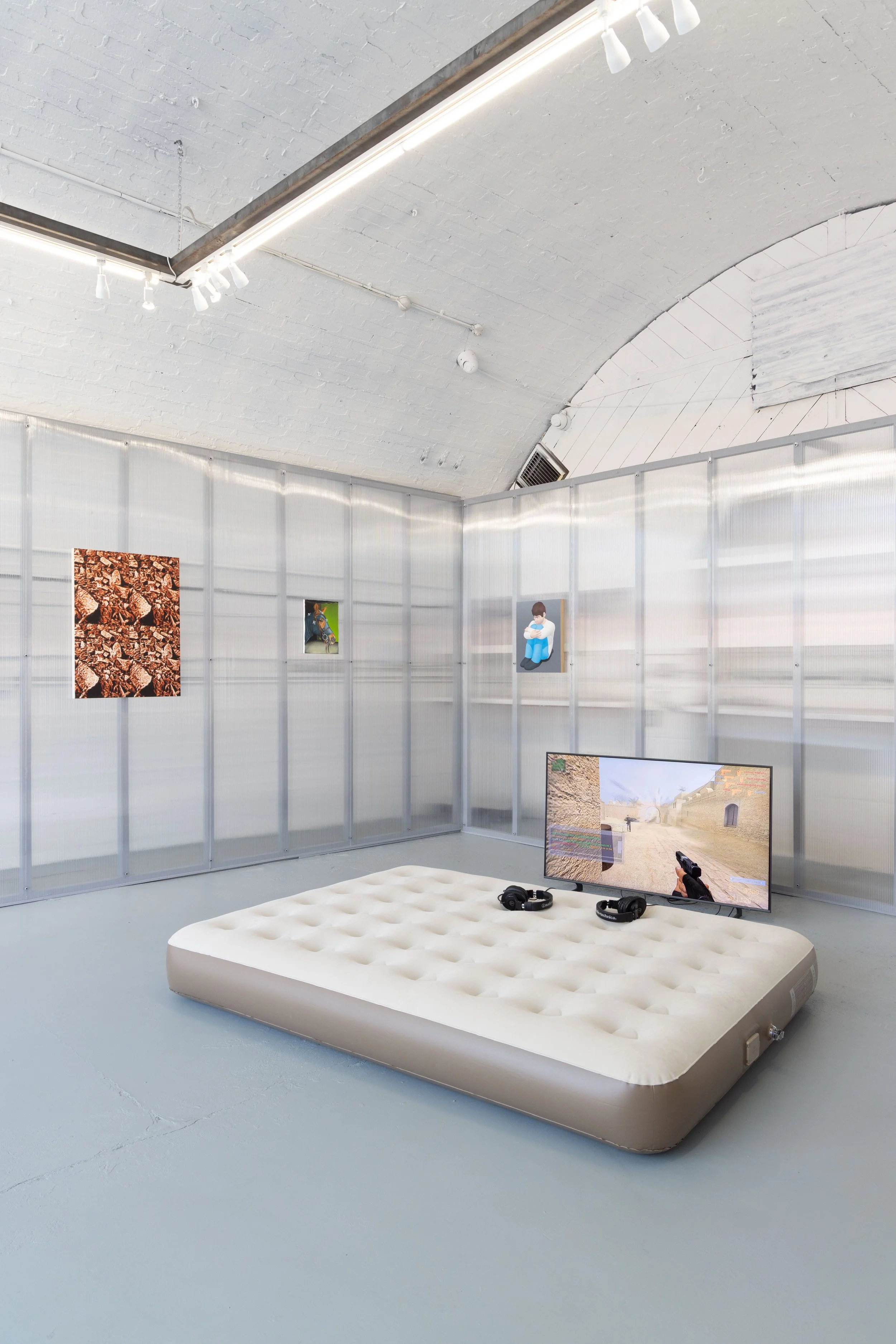 OHSH-Projects_CONTROL_Photography by Benjamin Deakin_Install Shot_web_30.jpg