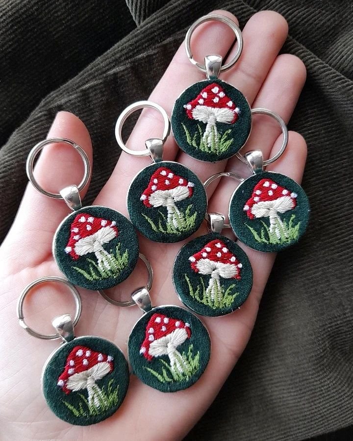 Thank you to everyone who came along to my first 2 markets of the year over the weekend!❤ They involved long drives and I was super tired but it was lovely meeting lots of new people and making new friends with other businesses!🥰 
These new mushroom