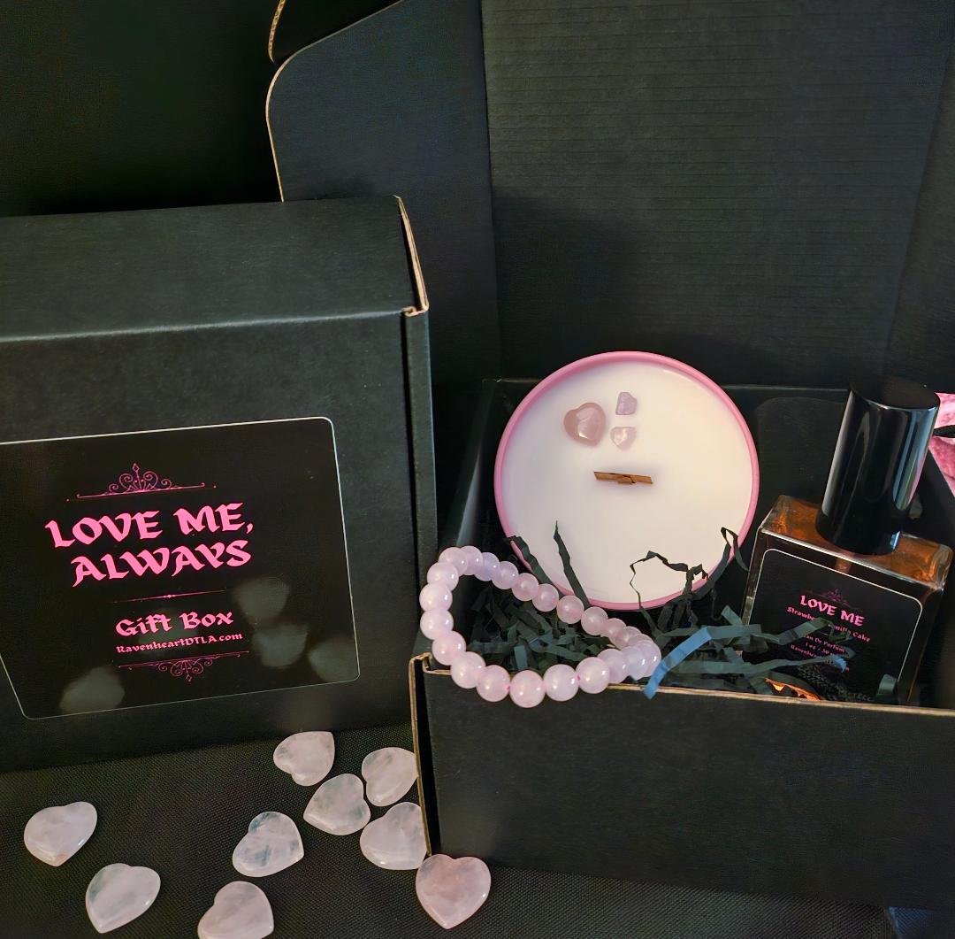 love me always gift box 1.jpg