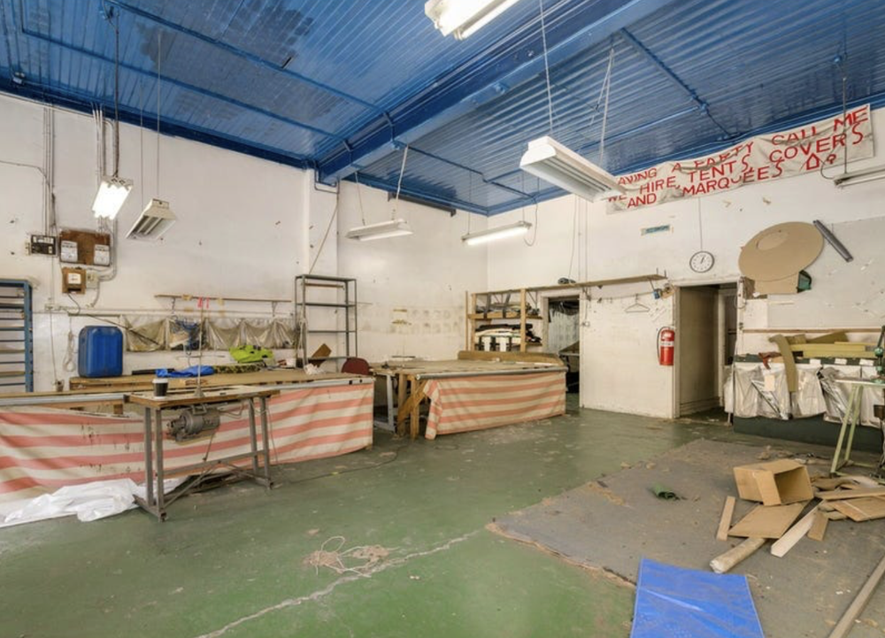 The building before Mrs Muttons, photo 2 of 10