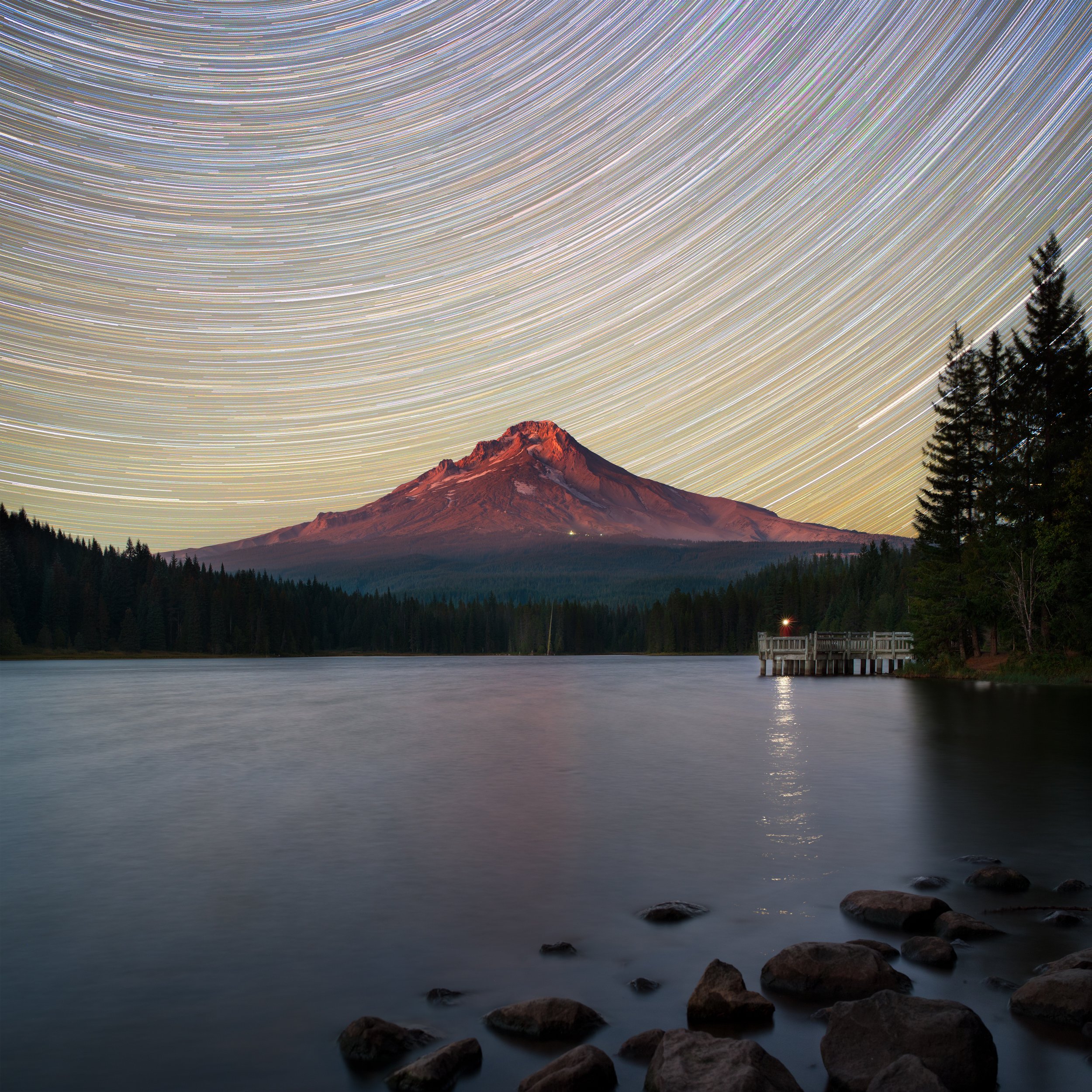trillium_lake_w_mount_hood_star_trails.jpg