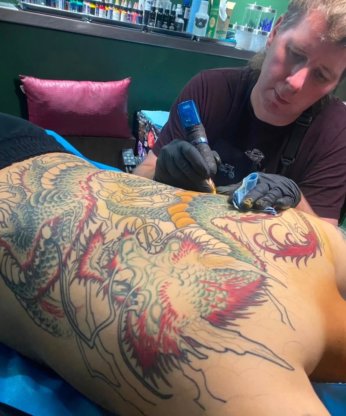 In progress back piece by @alanmurrayart 

#dragontattoo #freehandtattoo #backtattoo #olympiatattoo #olympiawa #downtownolympia