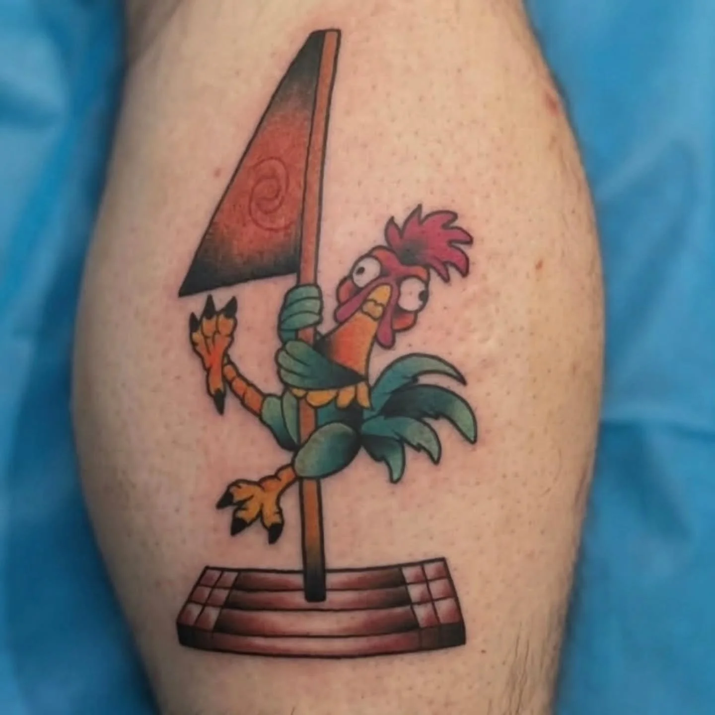 Tattoo by @bigmark.tattooer 

#chickentattoo #moanatattoo #olympiatattoo 
#olympiawa #traditionaltattoo