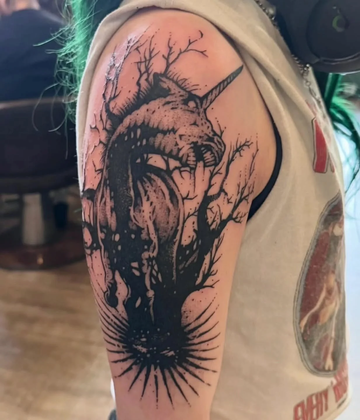 Tattoo by @booker_teeth_tattoo 

#unicorntattoo #blackworktattoo #olympiawa #olympiatattoo #blackworkerssubmission