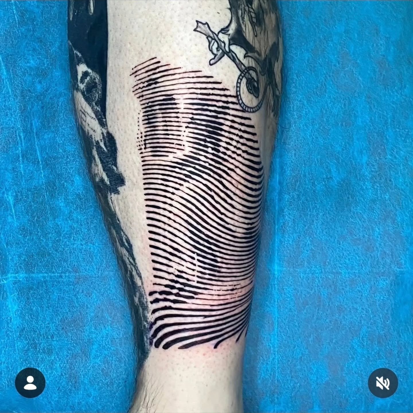 Tattoo by @noah.b.tattoo 

Book here: www.washingtonstreettattoo.com 

#olympiatattoo #blackworktattoo #olympiawa #downtownolympia