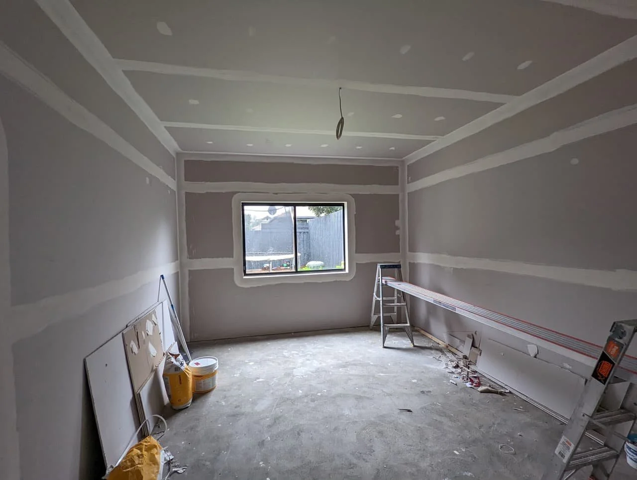 niche-building-works-testimonial-mark Large.jpeg