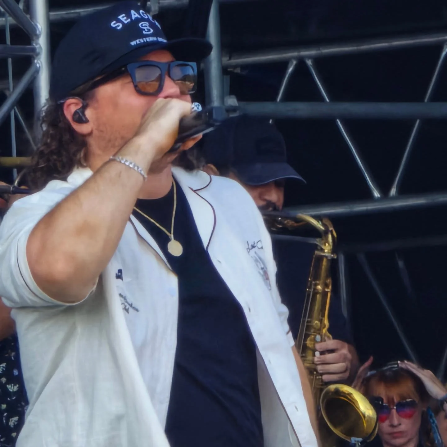 The @theelovaters absolutely captivated the massive crowd at the main stage on Day 1 of the @levitatemusicfestival. After witnessing greatness, the crowd walked away, talking about which favorite songs would be played in the Day 2 set on Sunday.