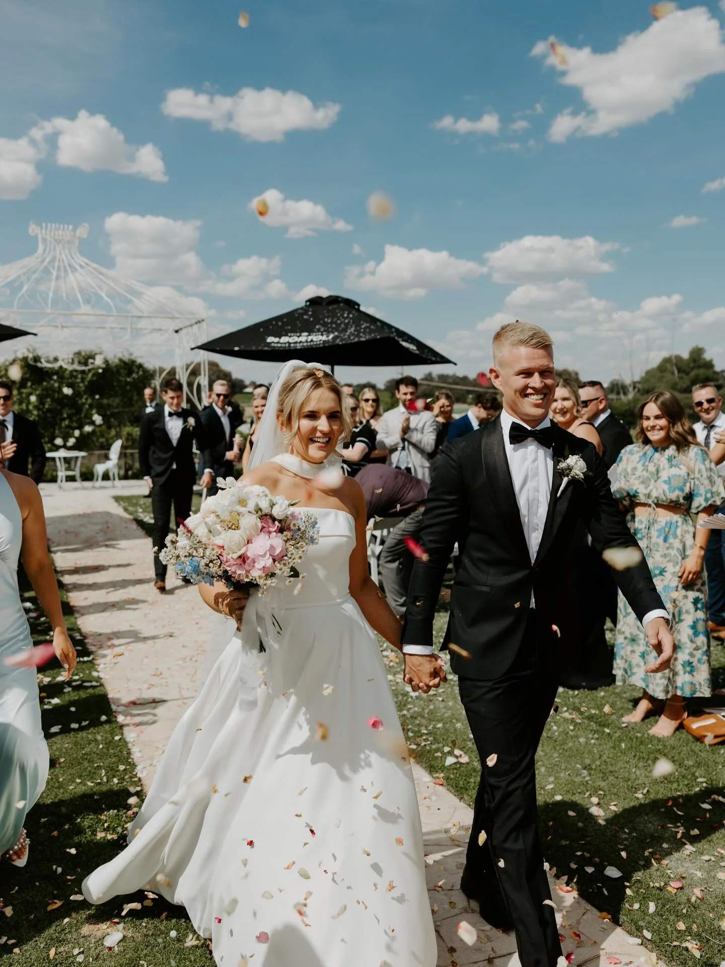 I&rsquo;ve been sitting with these beautiful snaps from Lainey and Beau&rsquo;s wedding for over a week now and I&rsquo;ve been struggling with which ones to share. They are so good 😍
I can&rsquo;t wait to head back to @debortolirutherglen later in 