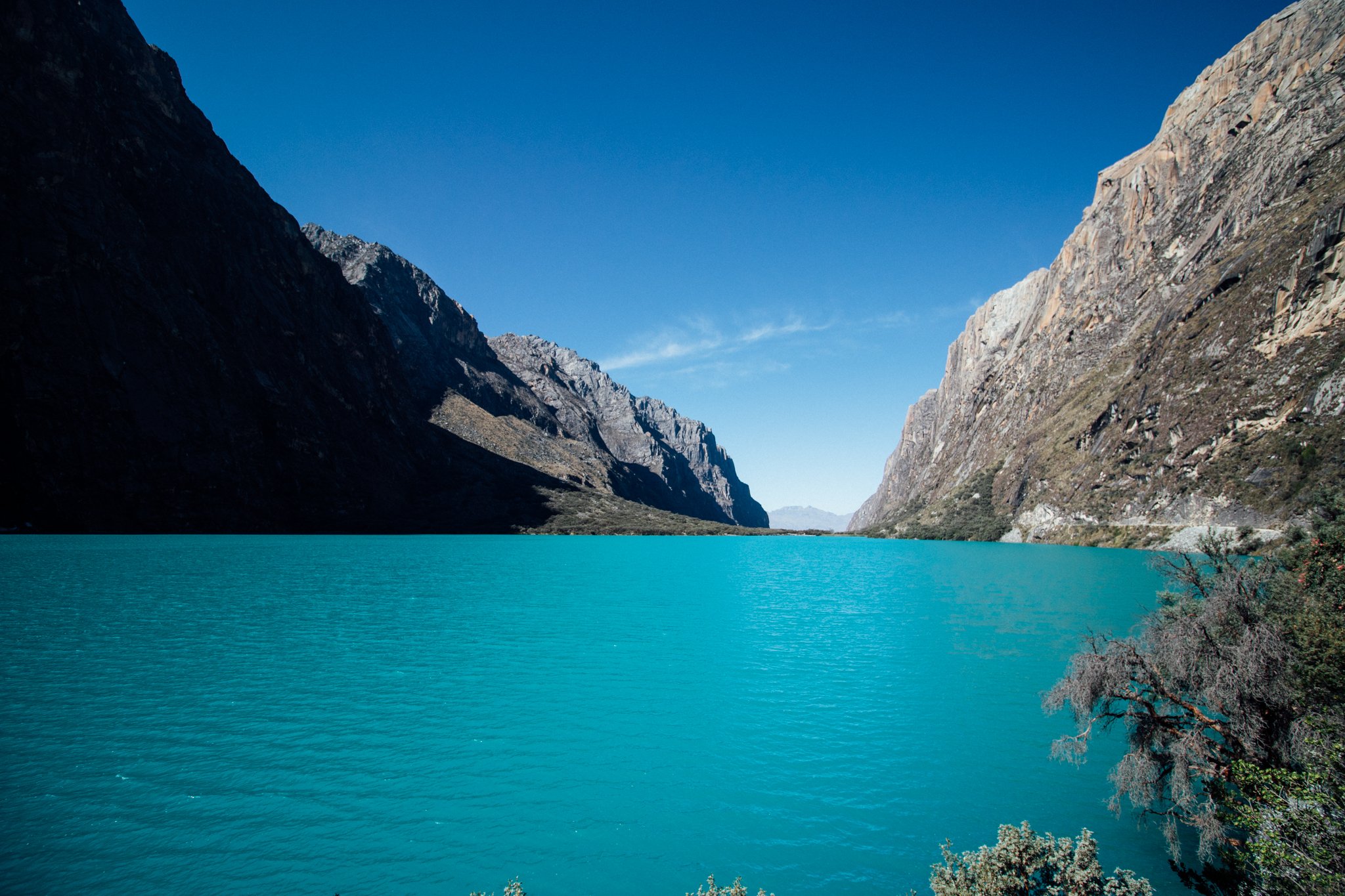 huaraz_peru_2048x_viljamivaisanen.com-6805.jpg