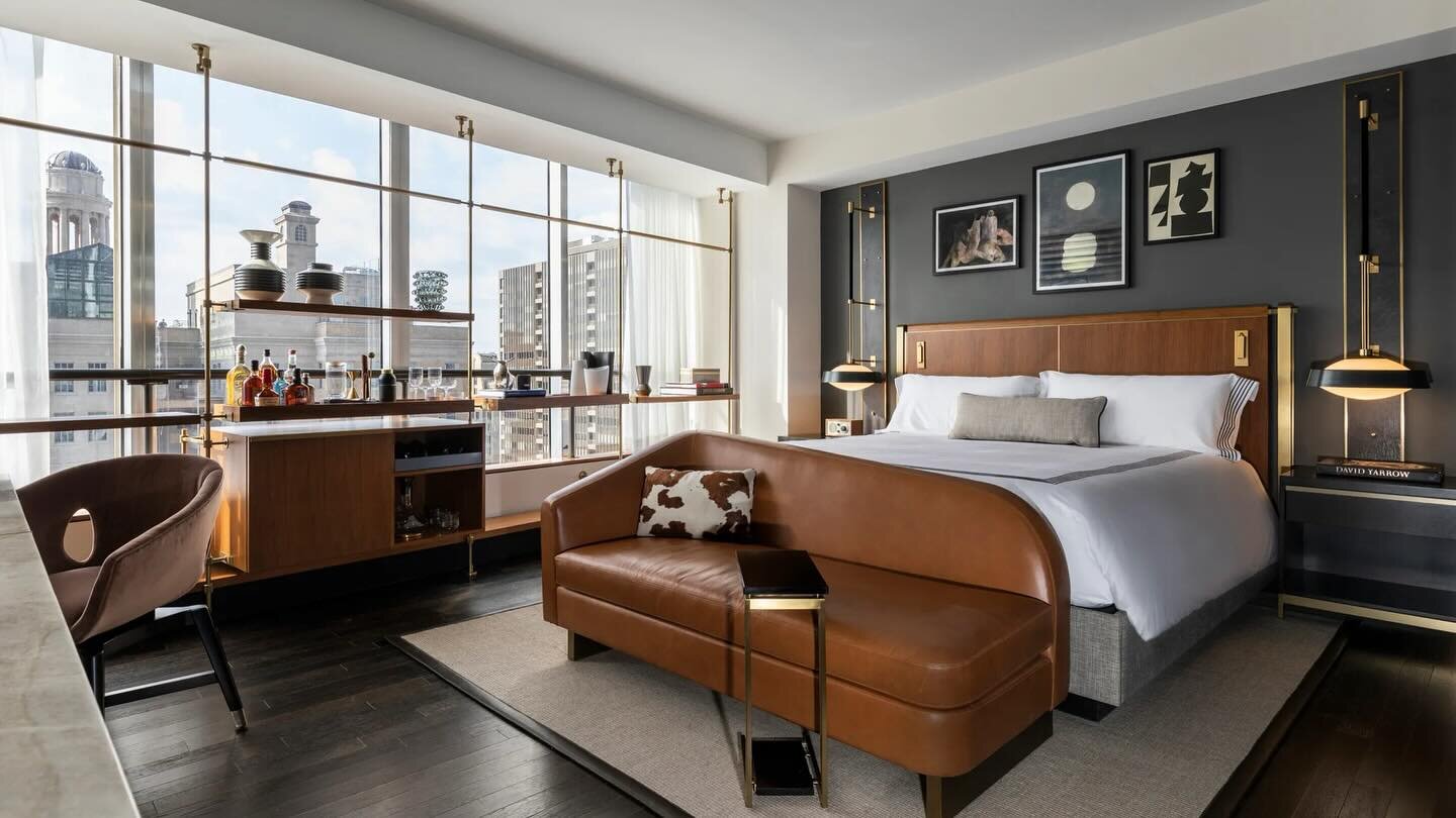 ARCH INSPO // Despite its newness and contemporary aesthetic, guest rooms at the Thompson Hotel in Dallas emanate a historical relevance that may be amiss to many of its travelers. The structure&rsquo;s original design was brought to life by prolific