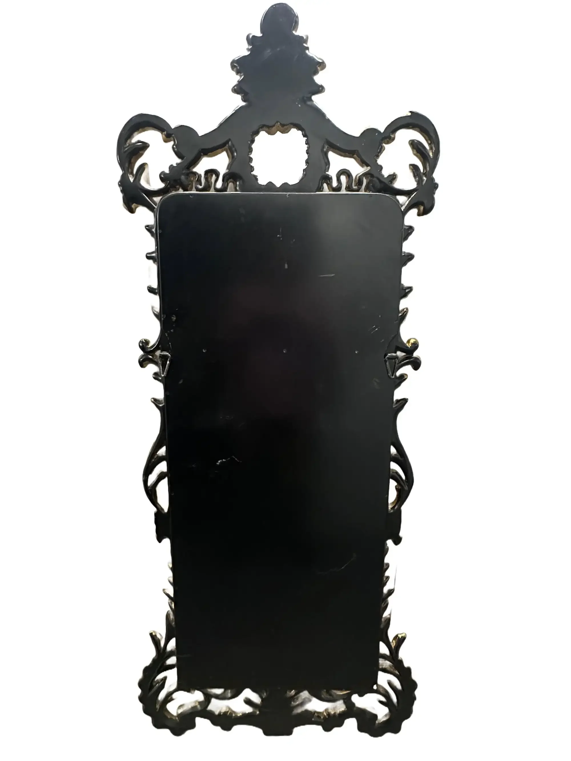 2_back_master.webp