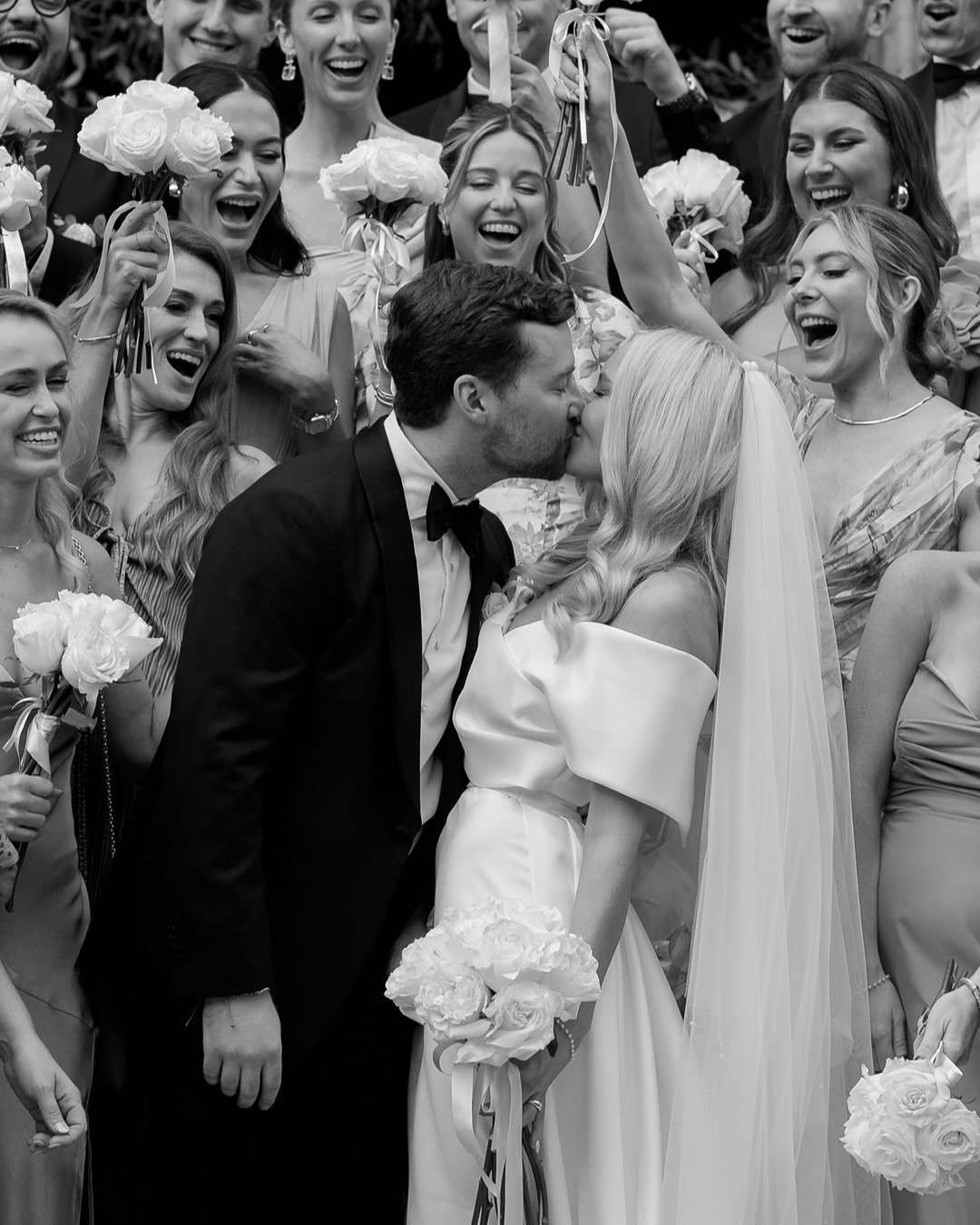 Take me back to Haley &amp; Sandro&rsquo;s epic wedding at Sant Francesc de Sales and La Llotja de Mar! 🤍🤍🤍

SHOT WITH @witekphotography 
WEDDING PLANNER @pearlsandalsevents 
VENUES @hotelpulitzerbarcelona @lallotjademar @santfrancescdesales
ENTER