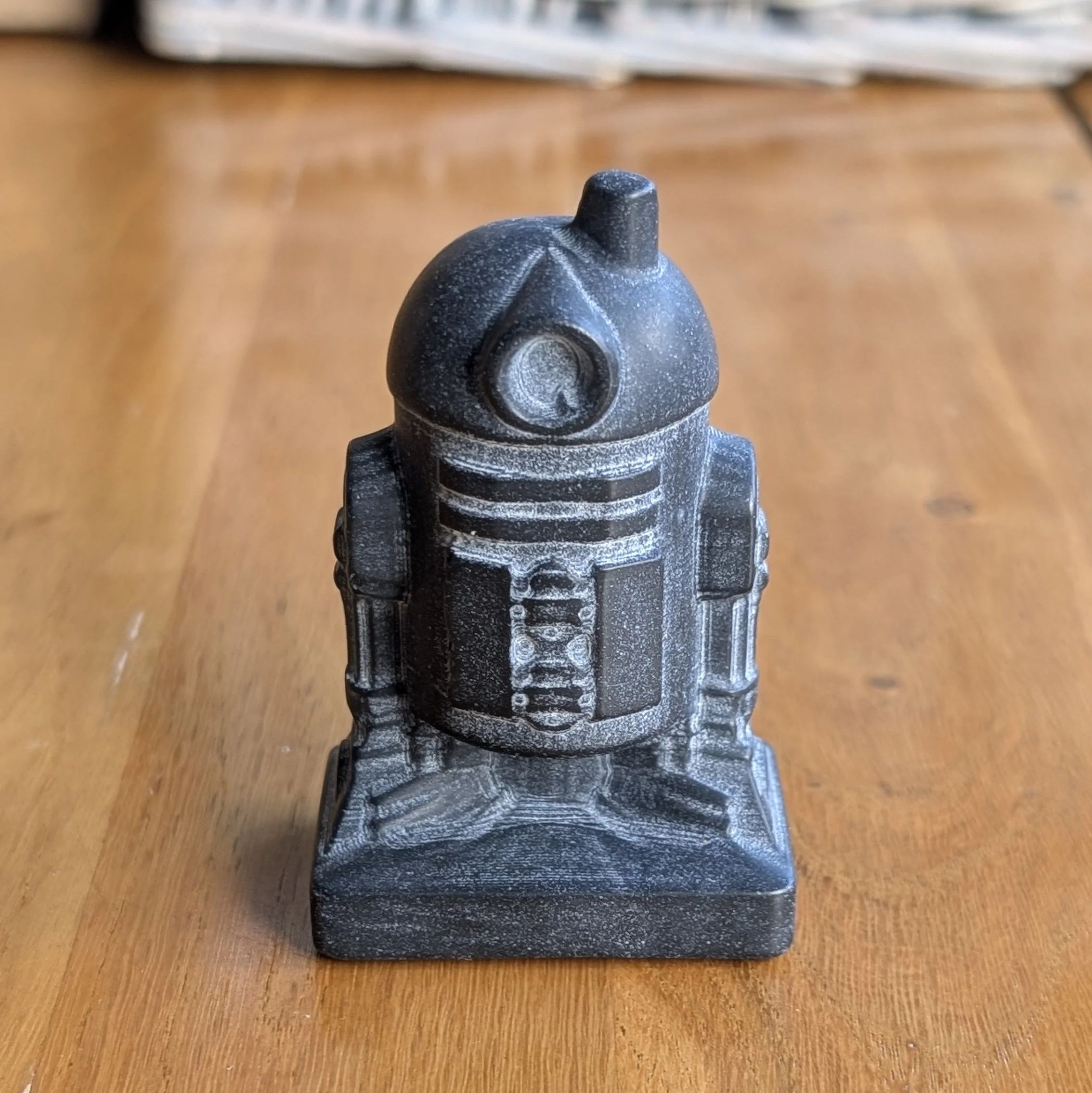 Matt Obsidian R2D2 Carving