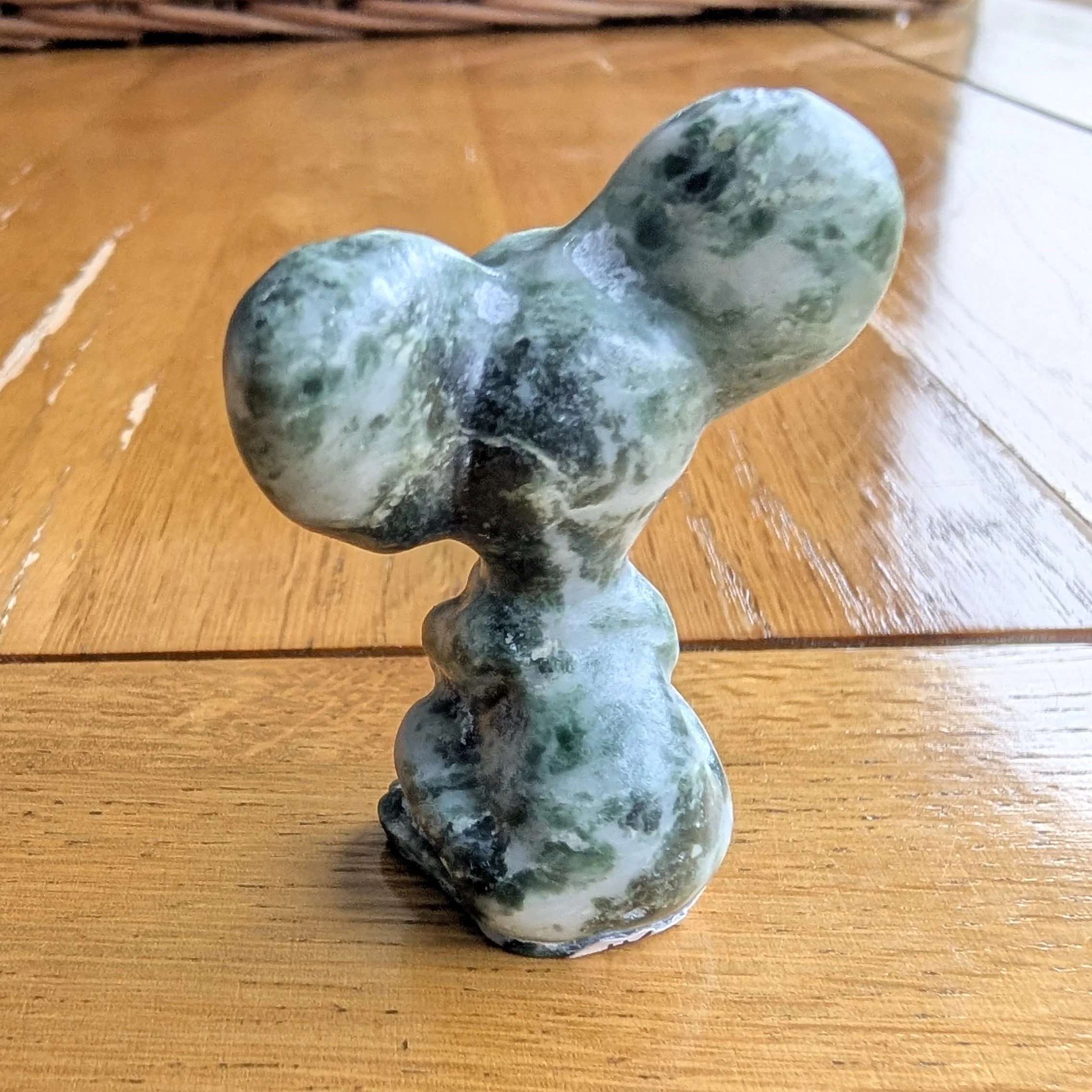Gemstone  Tree Agate Mouse Carving