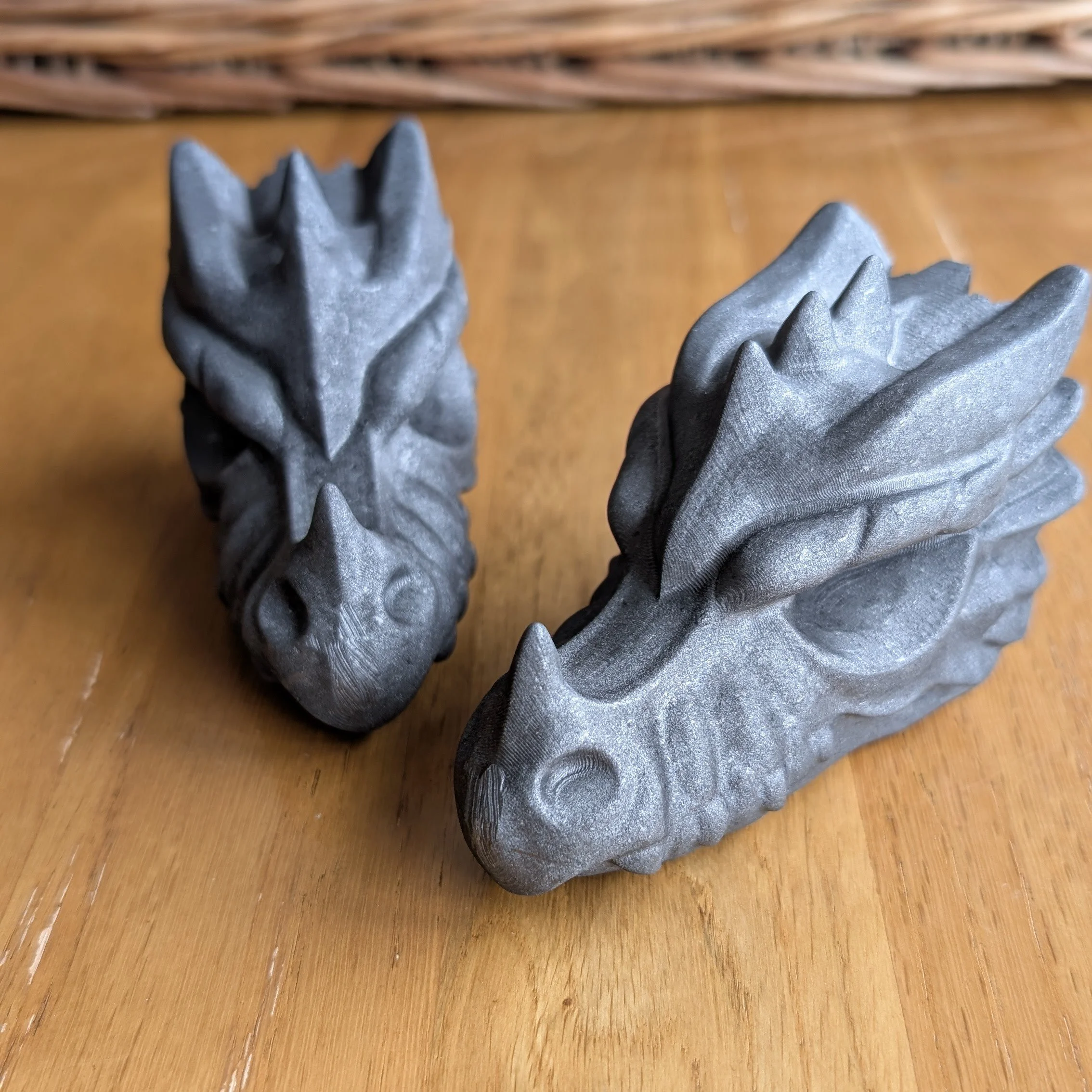 Shungize Dragon Head Carvings