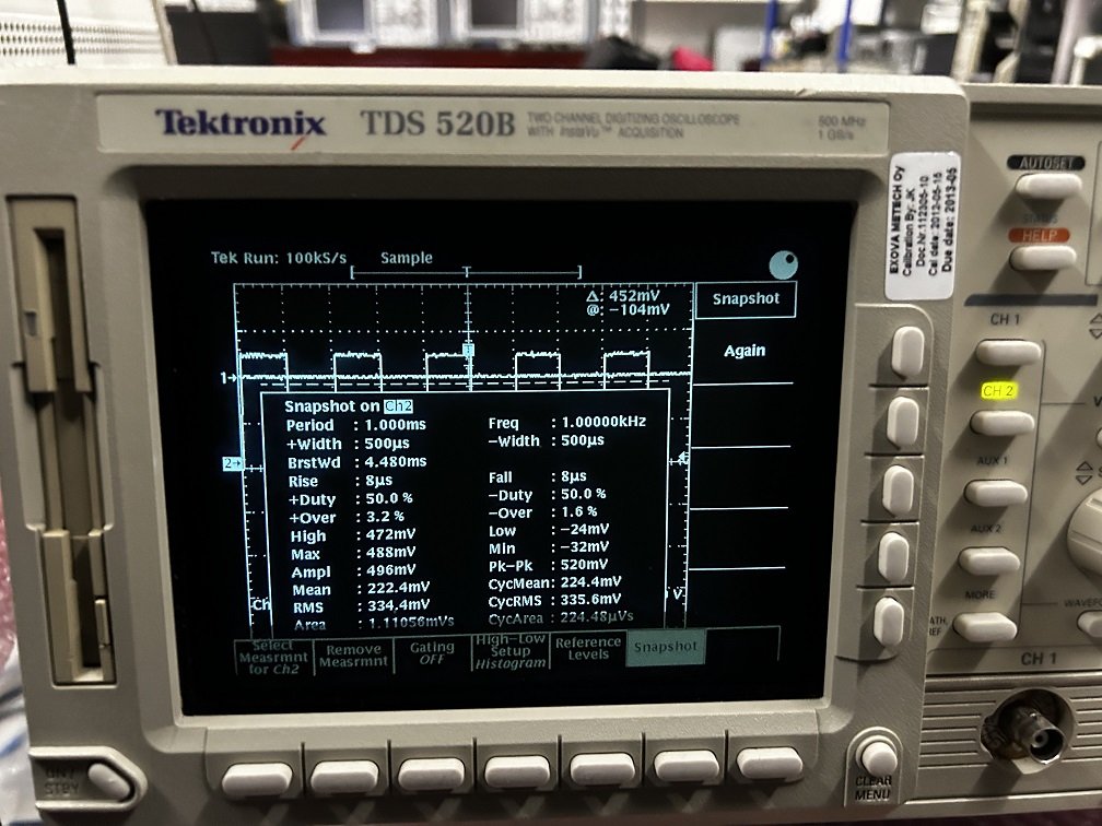 Tektronix TDS520B, Digitizing Oscilloscope, 2-Channel, 500 MHz, 1 GS/s #