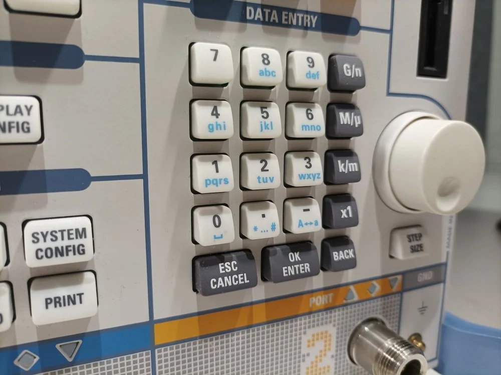 Rohde & Schwarz ZVB8, Vector Network Analyzer, 300 kHz-8 GHz, 4-port #