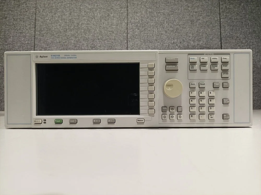 Agilent E4421B ESG Series Signal Generator, 250kHz-3.0GHz