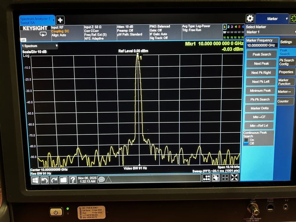 Keysight E8267D, PSG Vector Signal Generator, 250kHz-44GHz, Loaded With Options #