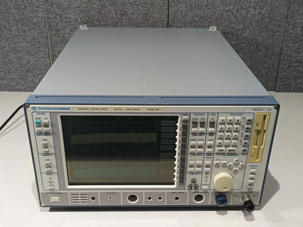 Rohde & Schwarz FSIQ26, Signal Analyzer, 20Hz-26.5GHz, Loaded with Options