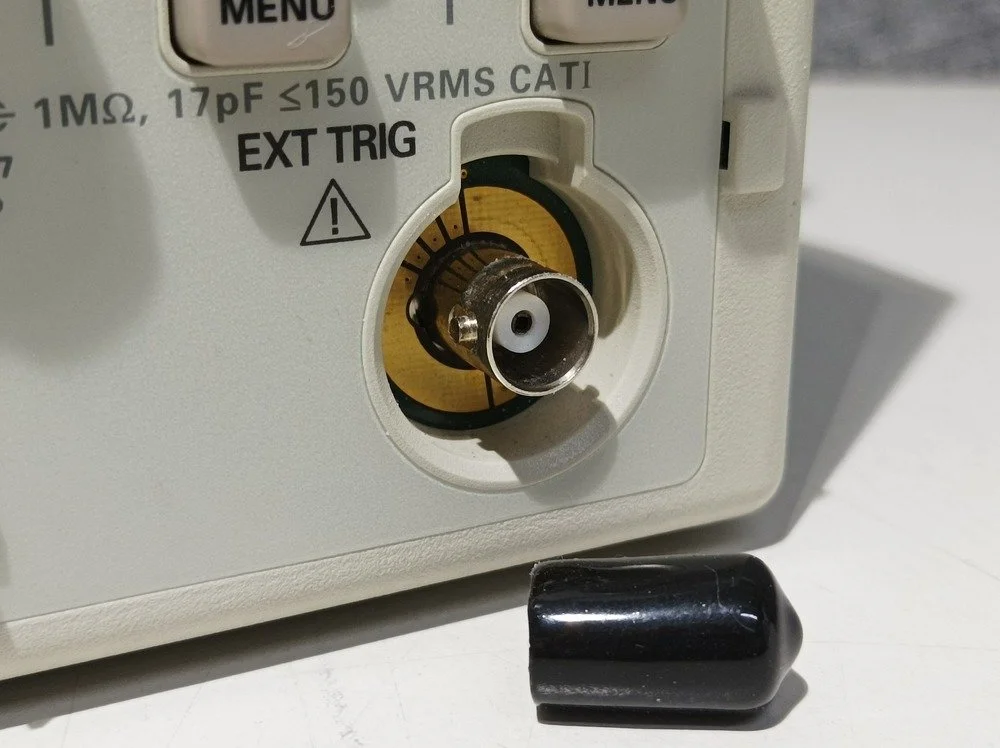 Tektronix TDS 3052, Digital Phosphor Oscilloscope, 500 MHz, 5 GS/s #