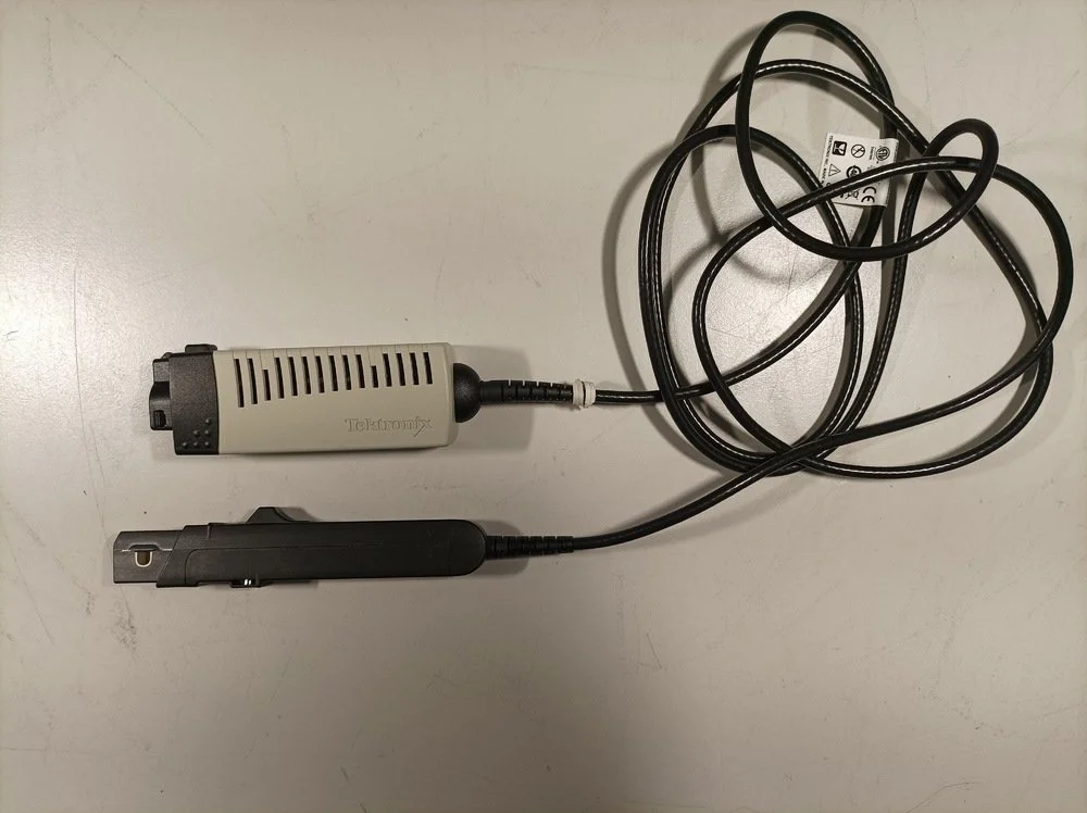Tektronix TCP0030A, Current Probe, 5-30A