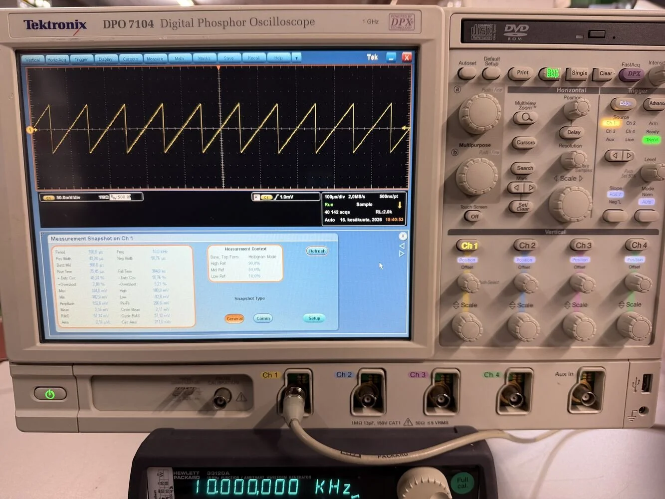 Tektronix DPO7104, Digital Phosphor Oscilloscope, 1 GHz , w/OPT #
