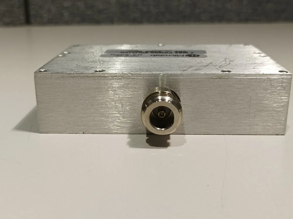 Microlab D4-69FN, 4-Way Power Splitter, 698-2700 MHz #