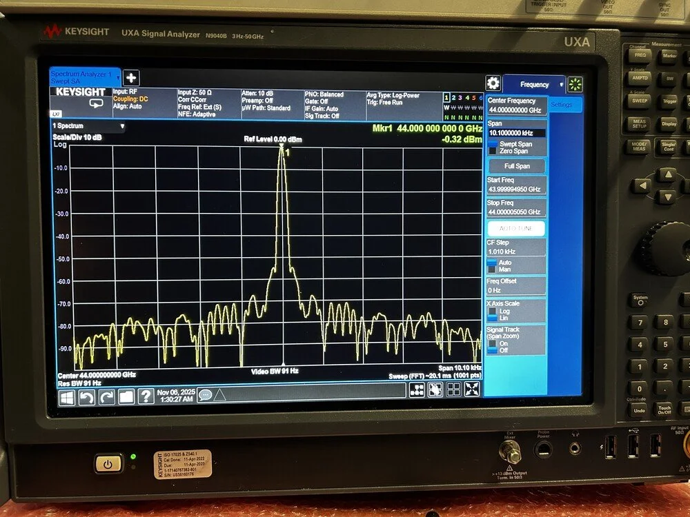 Keysight E8267D, PSG Vector Signal Generator, 250kHz-44GHz, Loaded With Options #