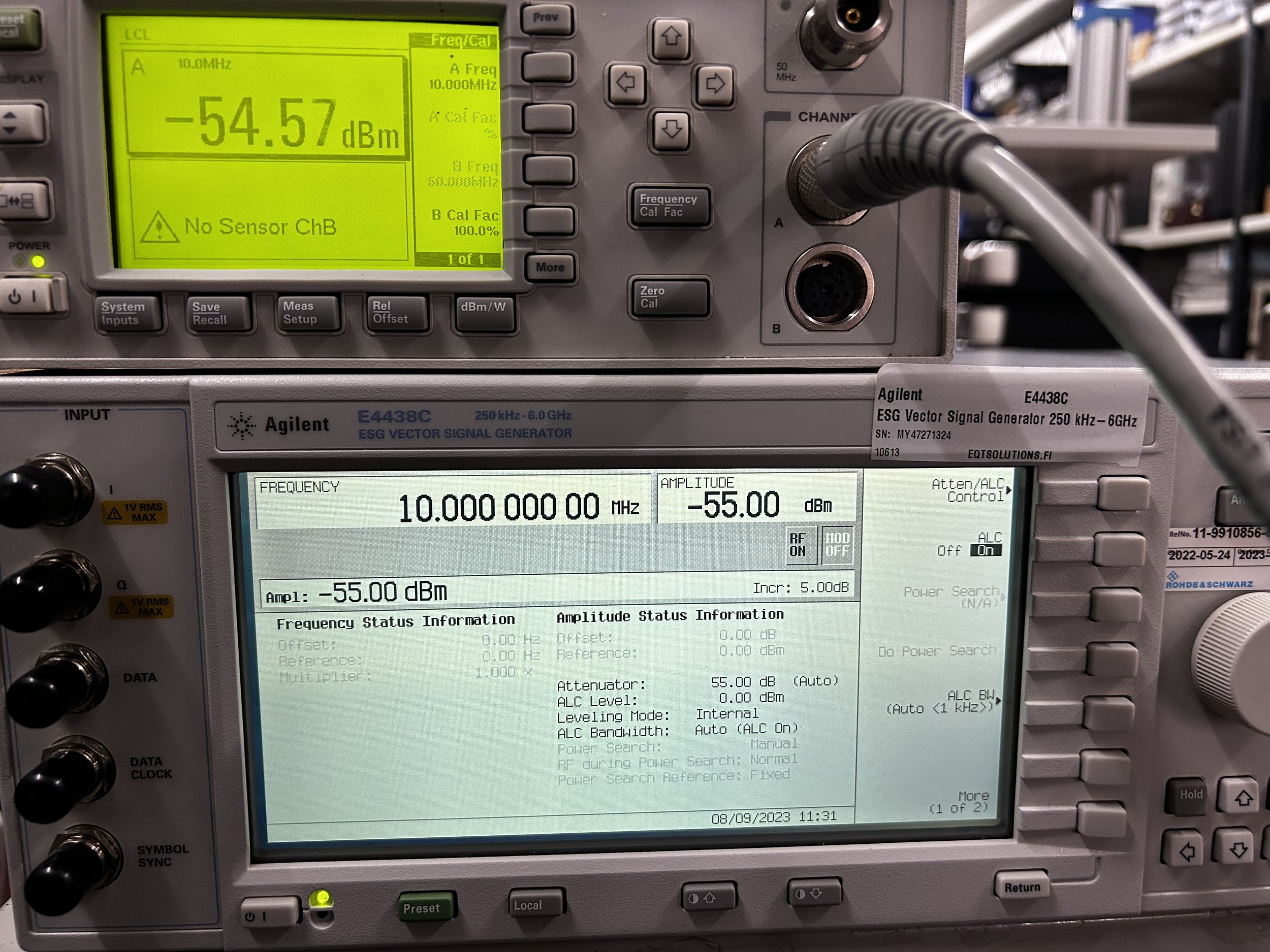 Agilent E4438C ESG Vector Signal Generator, 250kHz-6GHz